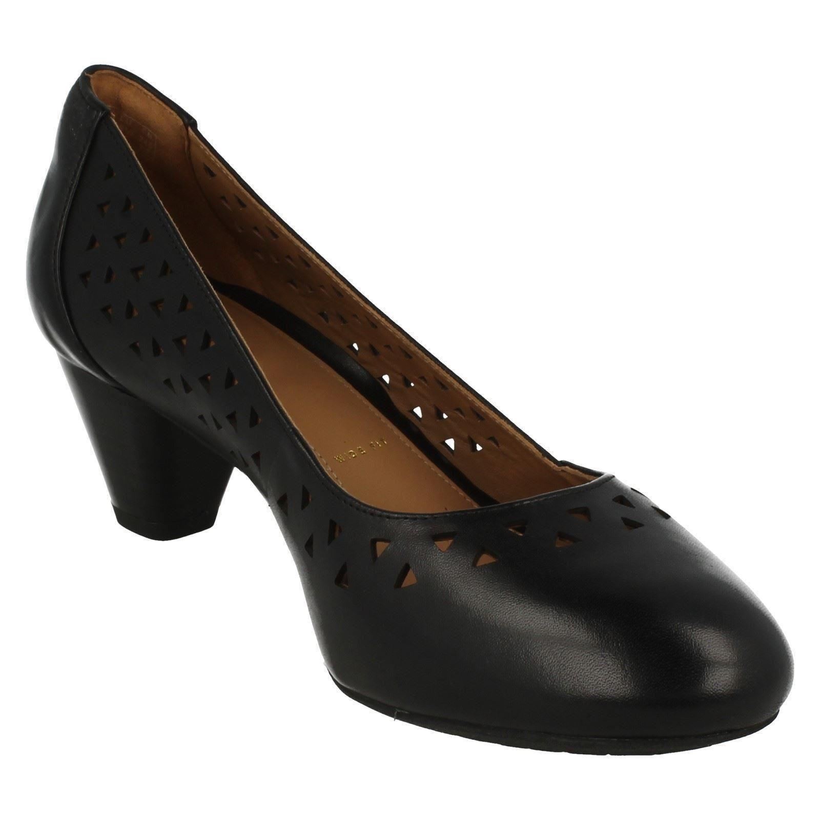 Ladies Clarks Smart Court Shoes �Denny Dallas� eBay