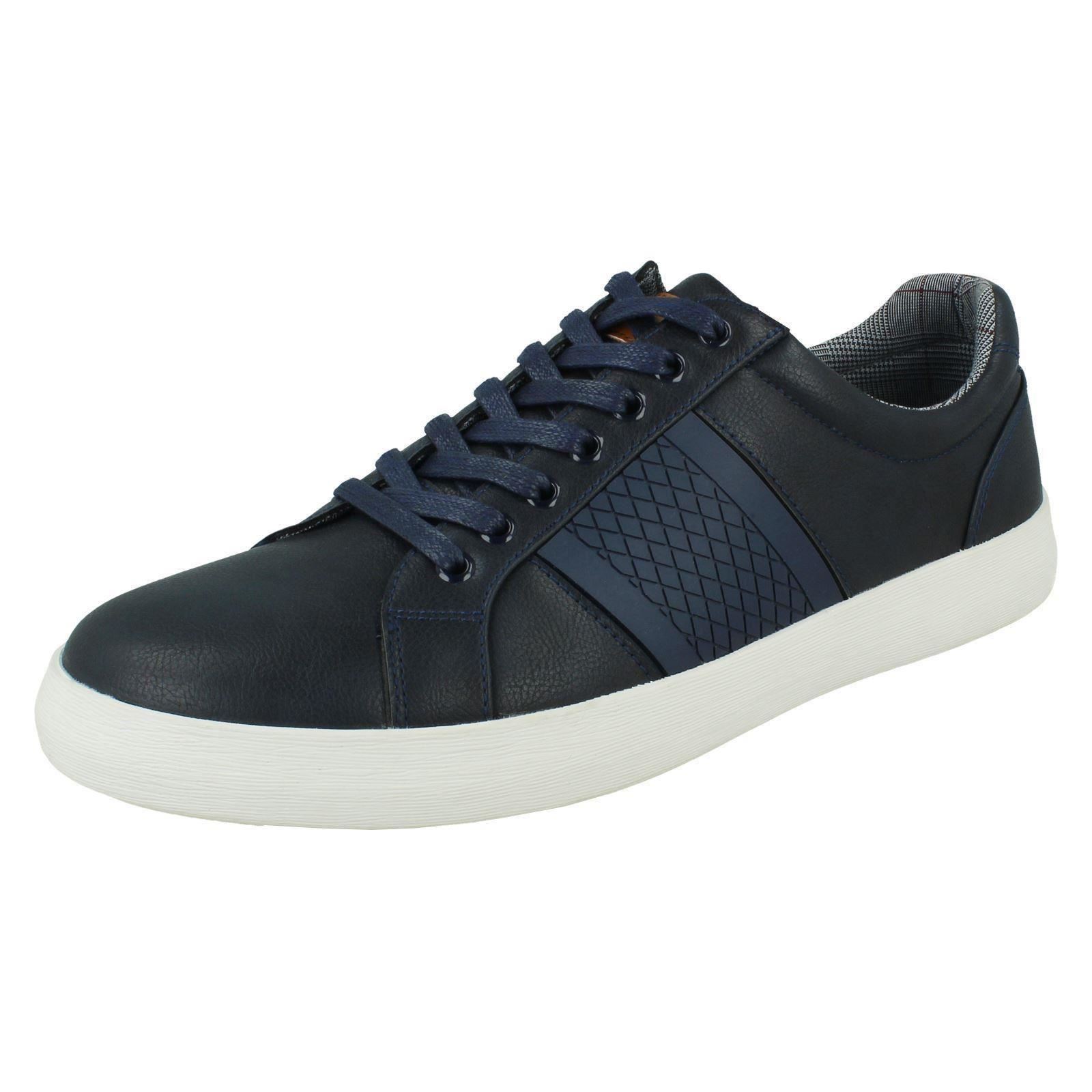 Mens Thomas Blunt Lace Up Trainers  - Picture 2 of 19