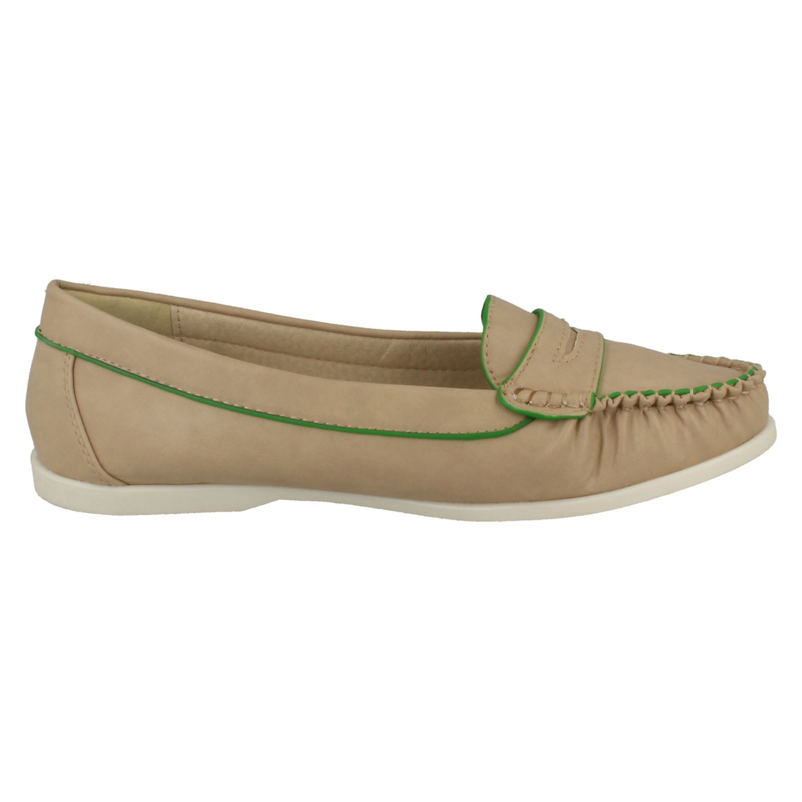 Ladies Spot On Flat Moccasin *Saddle Trim Shoe*
