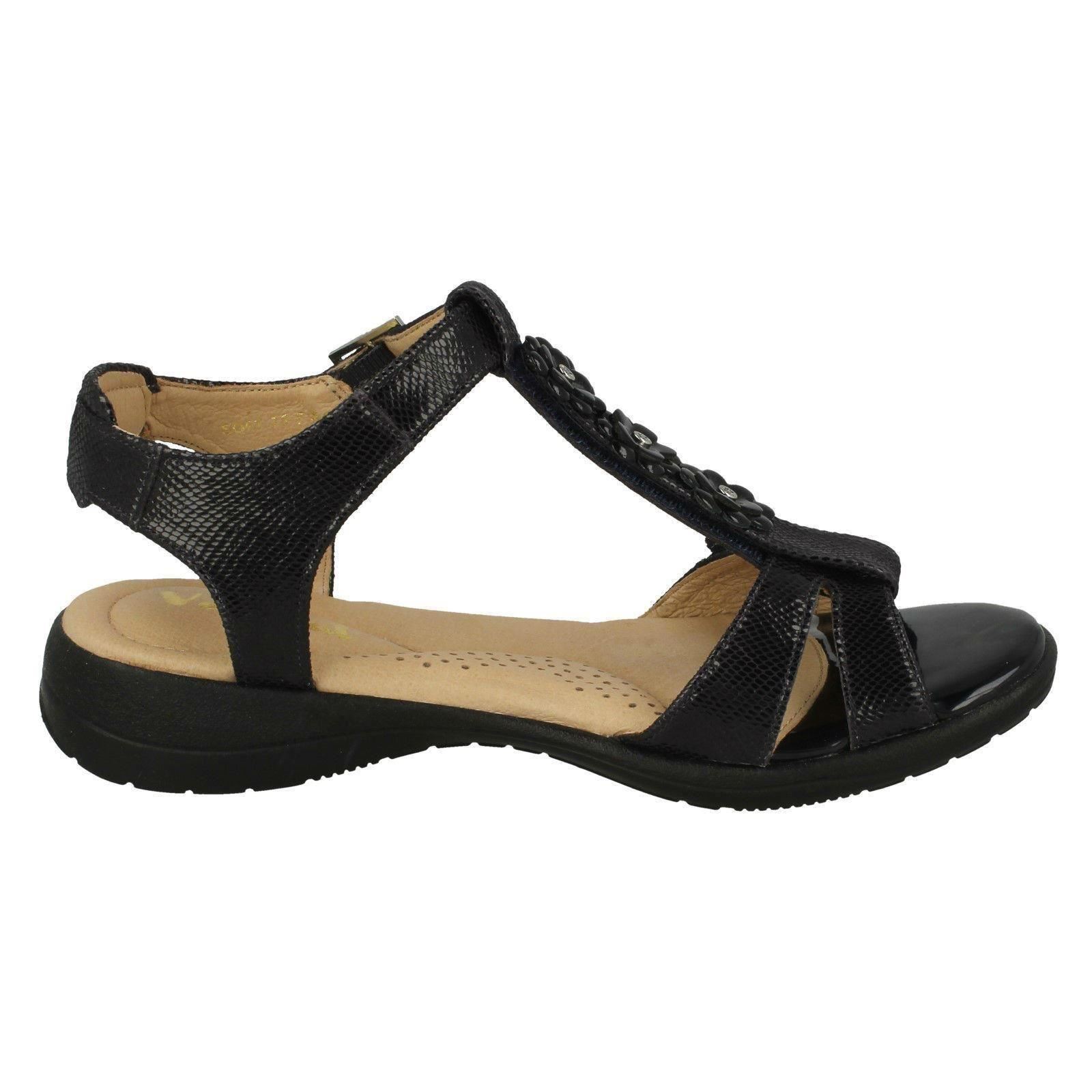 Ladies Van Dal Fiore Fiore Fiore Dettaglio Sandali Cinturino Morbido | A Basso Costo
c4bfb4 Ladies Van Dal Fiore Fiore Fiore Dettaglio Sandali Cinturino Morbido | A Basso Costo
c4bfb4