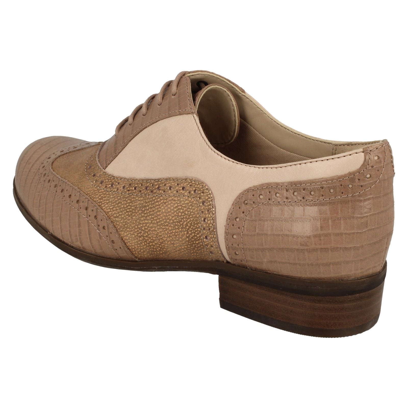 Ladies Clarks Brogue Shoes *Hamble Oak* - Picture 111 of 154