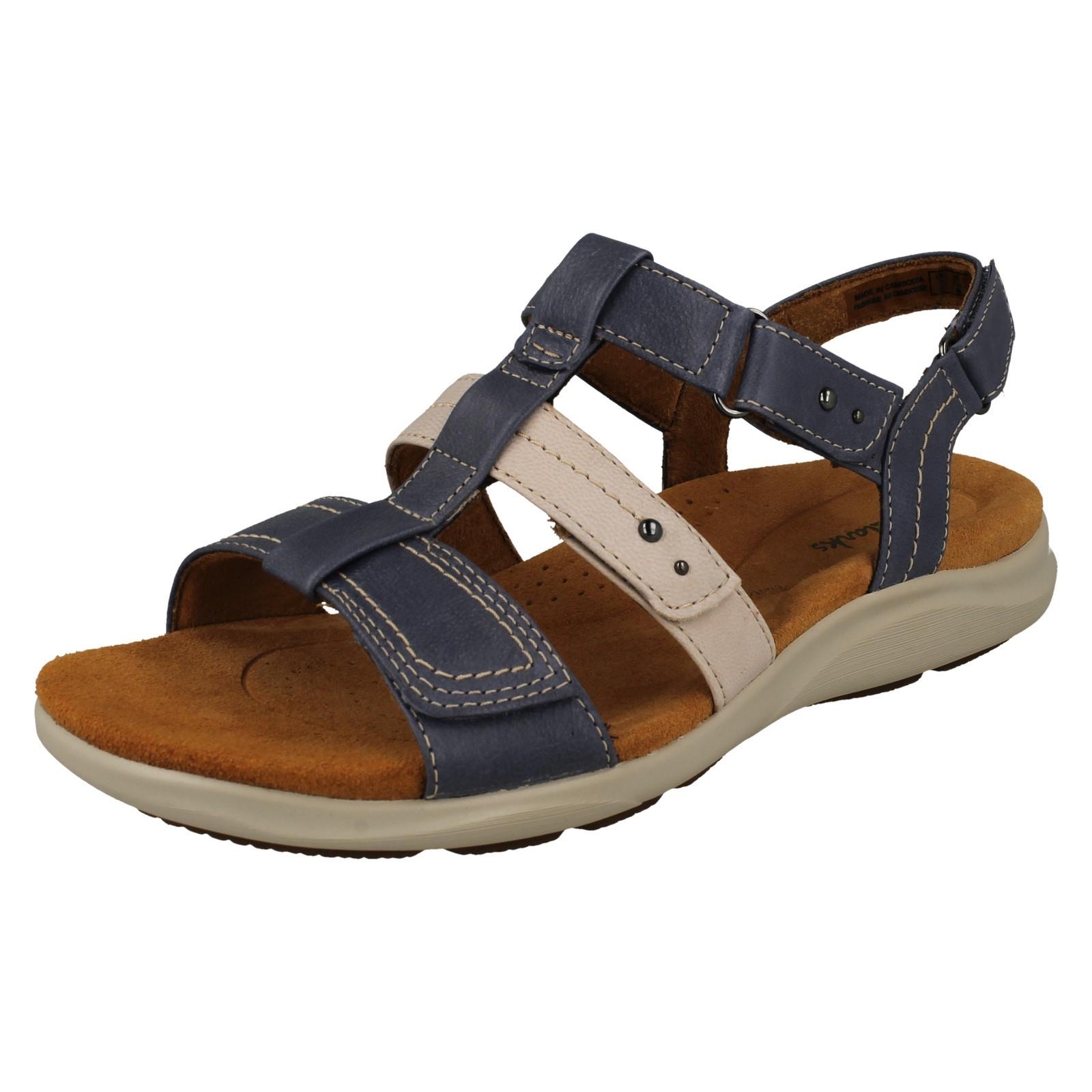 Ladies Clarks Leather Sandals Summer Holiday Contour Cushion Kitly Step