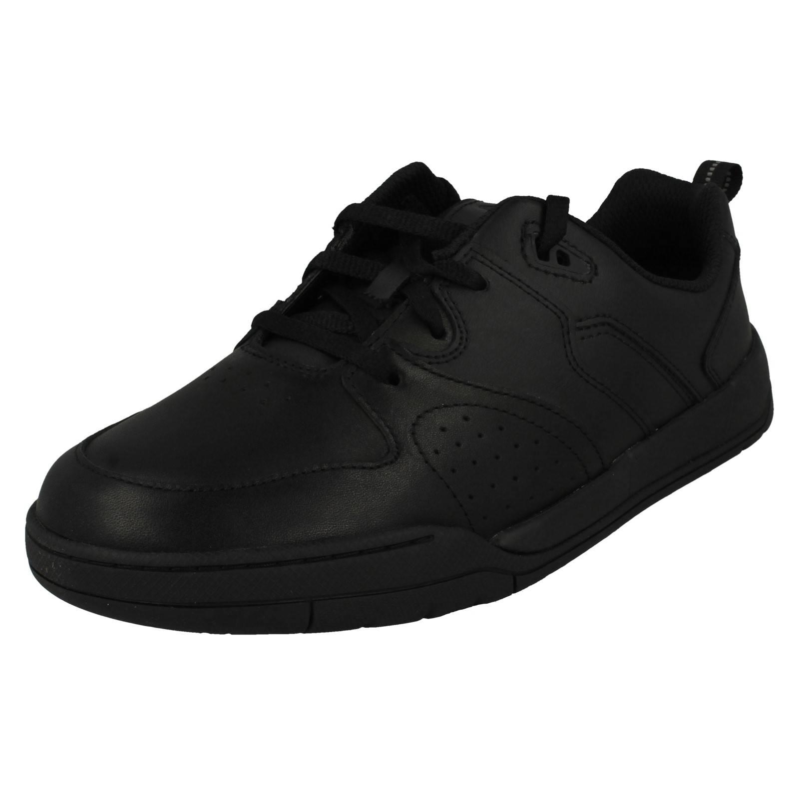 Zapatos escolares con cordones para niños Clarks paso Y - Imagen 2 de 10