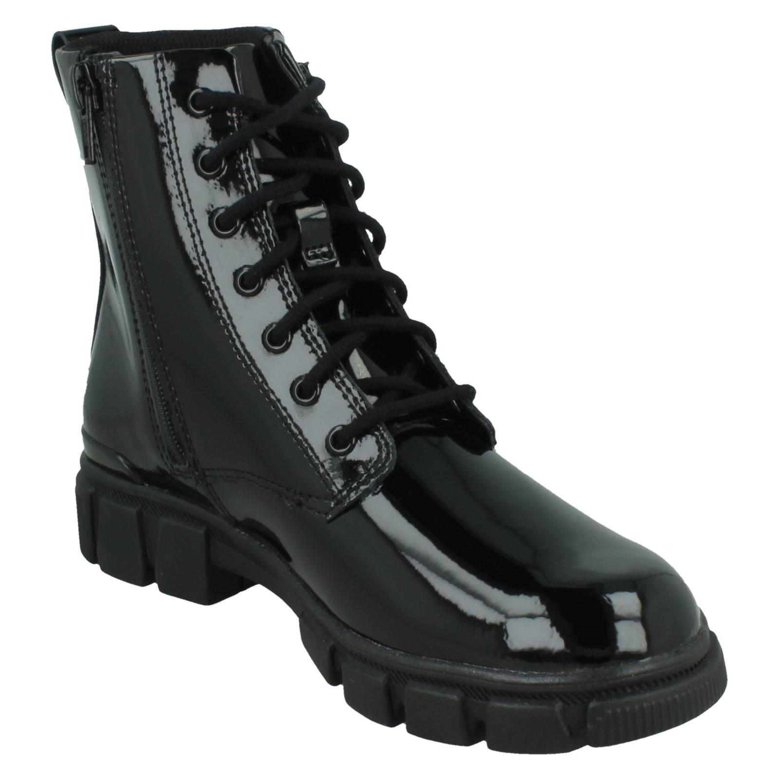 Girls Clarks Charm Detail Ankle Boots "Evyn Charm O" - Picture 8 of 19