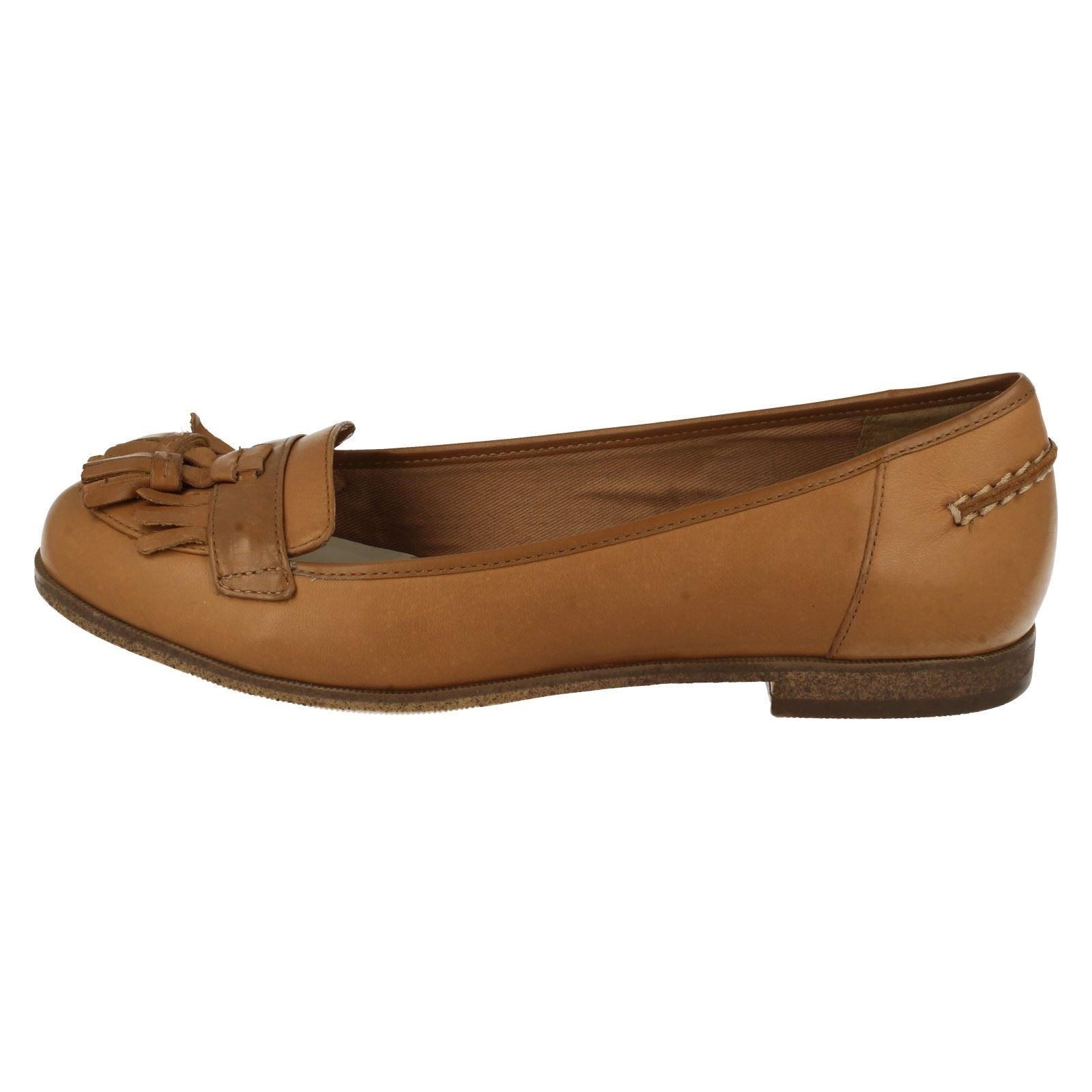 Ladies Clarks Loafer Flats With Tassel Trim Angelica Slice