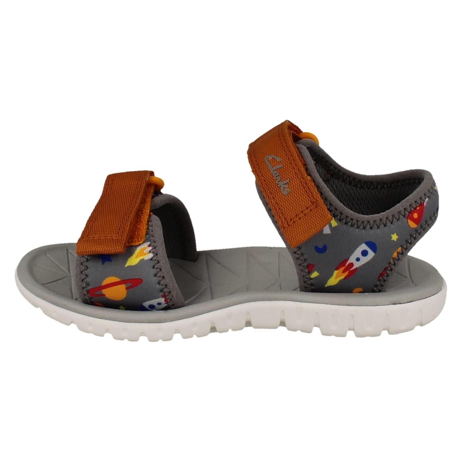 Kids Clarks Pattern Detailed Adjustable Sandals Surfing Tide T - Picture 3 of 37