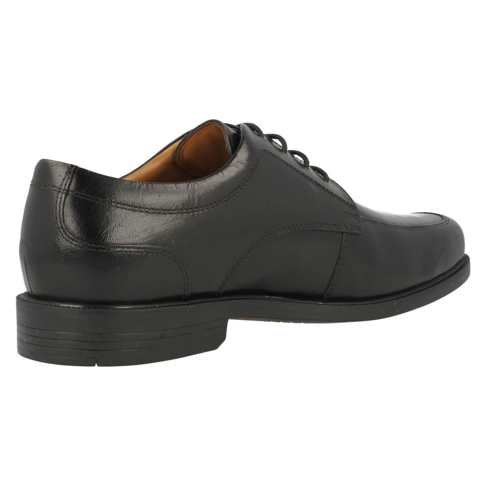 Scarpe Da Uomo Formali Clarks Beeston Apron