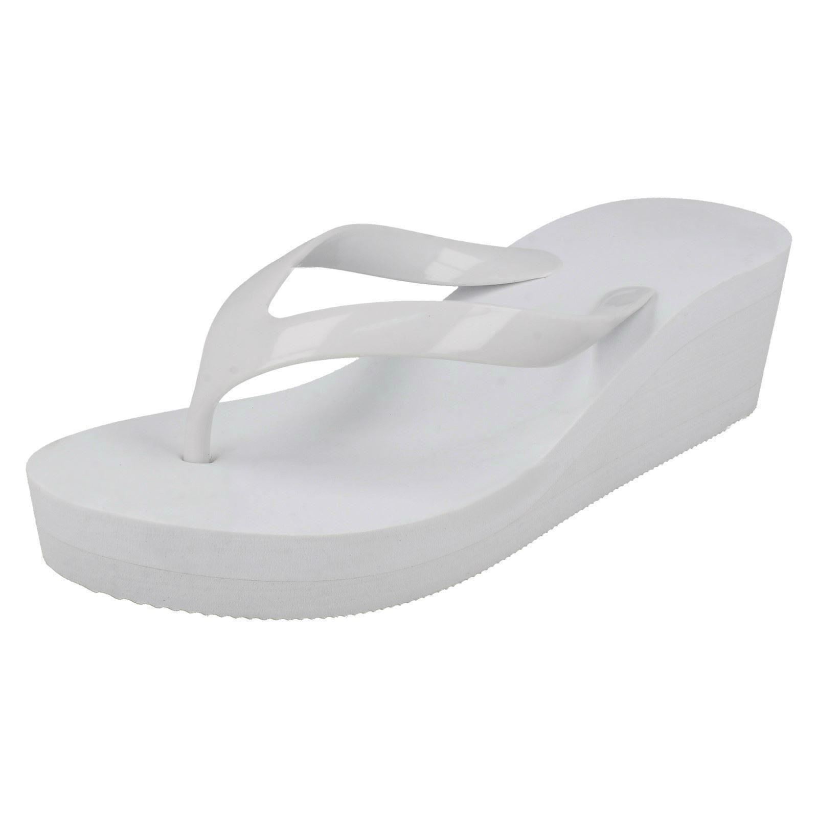Ladies Spot On Wedged Flip Flops 'F1R0844' - Picture 11 of 19