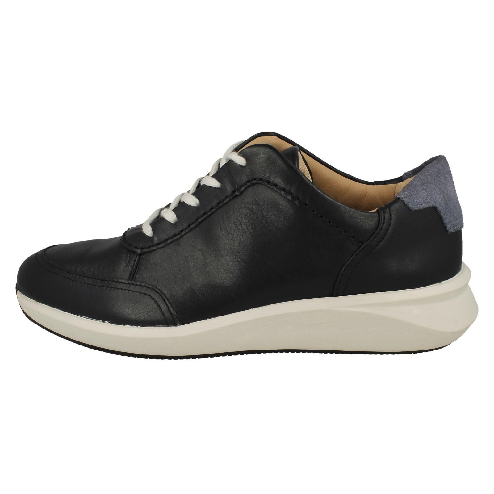 "Elegantes entrenadores de tacón con cordones ""Un Rio Mix"" para damas Clarks - Imagen 3 de 10