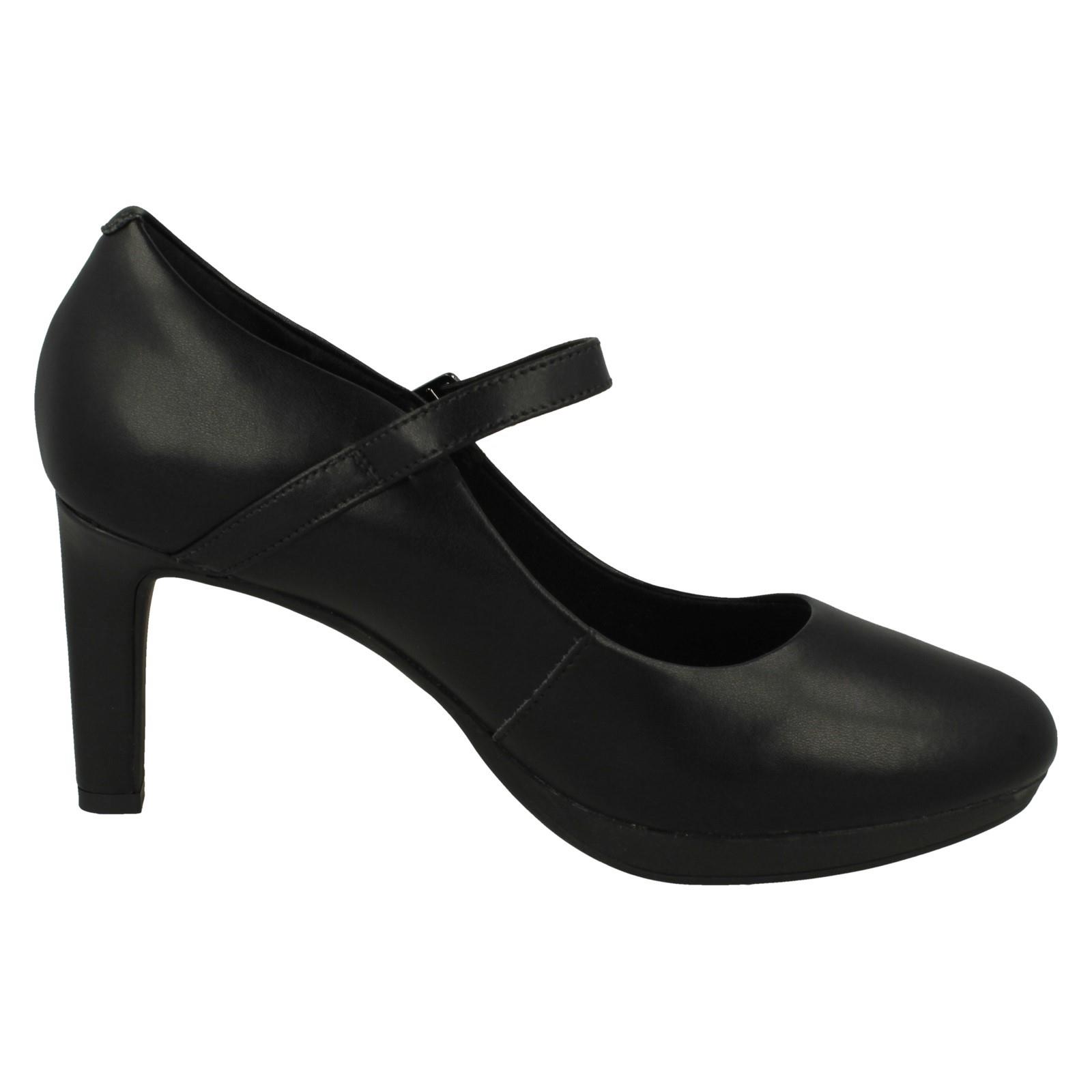 Damas Clarks Elegantes Tacones de Plataforma Mary Jane Estilo Corte Zapatos Ambyr Brillo - Imagen 7 de 10