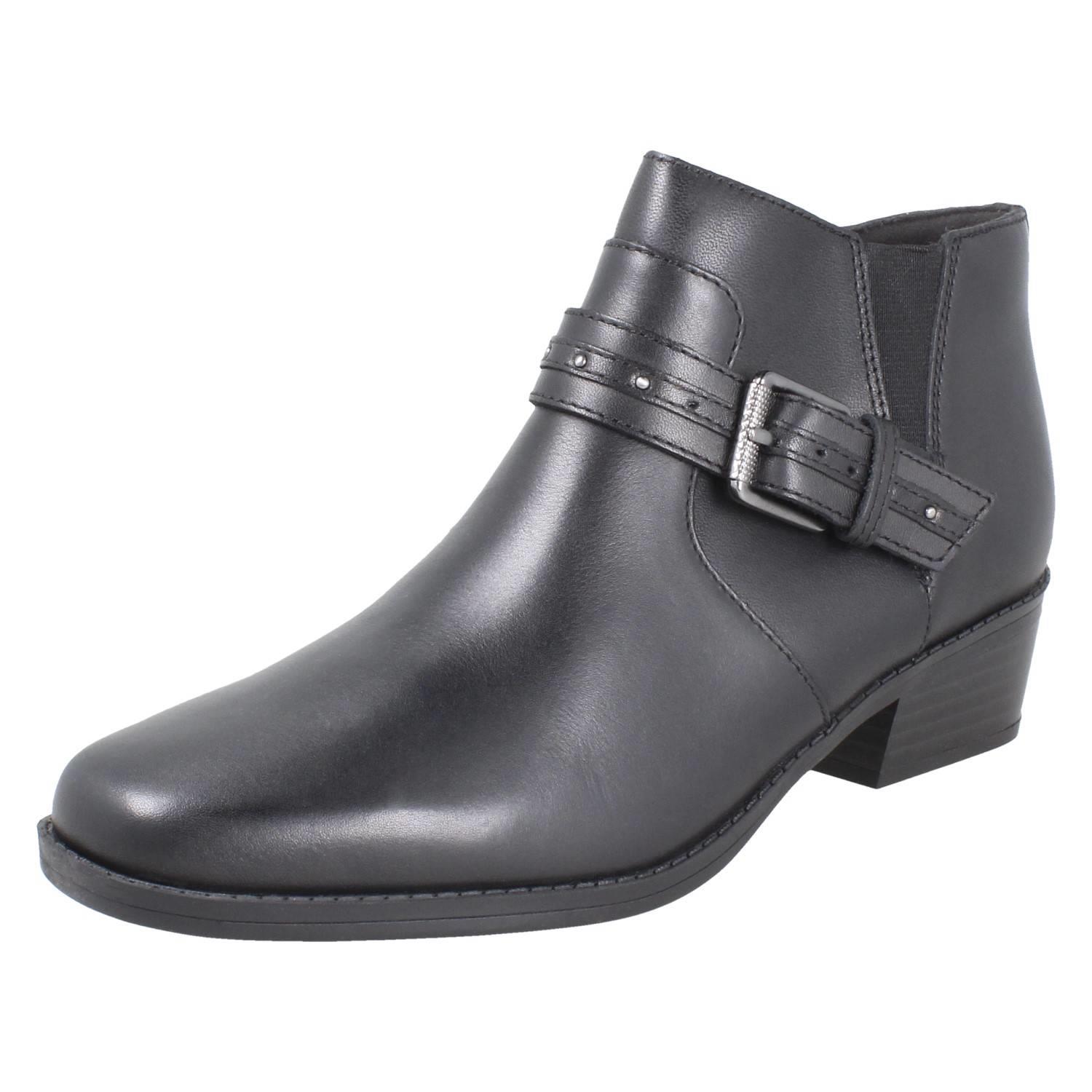 Femmes Clarks Bloc Talon Daim / Leather Smart Bottines Fermeture Éclair Danyelle - Picture 2 of 19