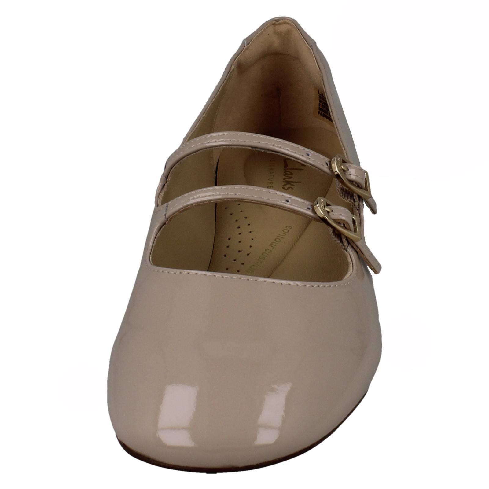 Ladies Clarks Mary Jane Buckle Fastening Smart Shoes Daiss 30 Shine - Picture 36 of 37