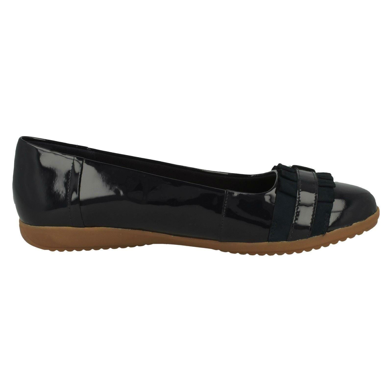 Sandali Donna Clarks Smart Mocassini di FEYA Pelle Dolly FEYA di Island 6a1dd6 Sandali Donna Clarks Smart Mocassini di FEYA Pelle Dolly FEYA di Island 6a1dd6