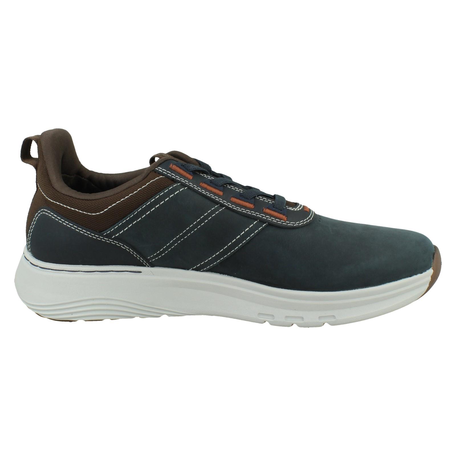 Entrenadores informales con cordones de cuero nobuck Clarks para hombre: Motion Trek LX - Imagen 7 de 19