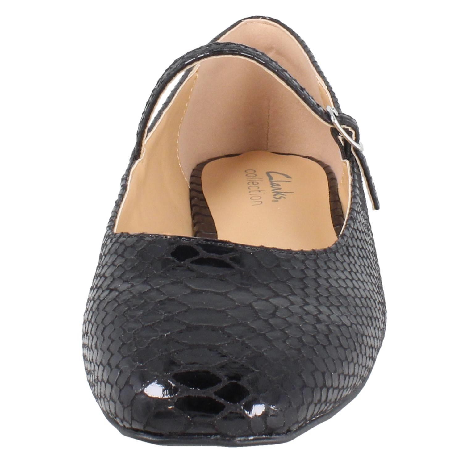 Bailarinas De Dama Clarks Con Punta Cuadrada De Textil Y Hebilla *Emelina Gem* - Imagen 9 de 19