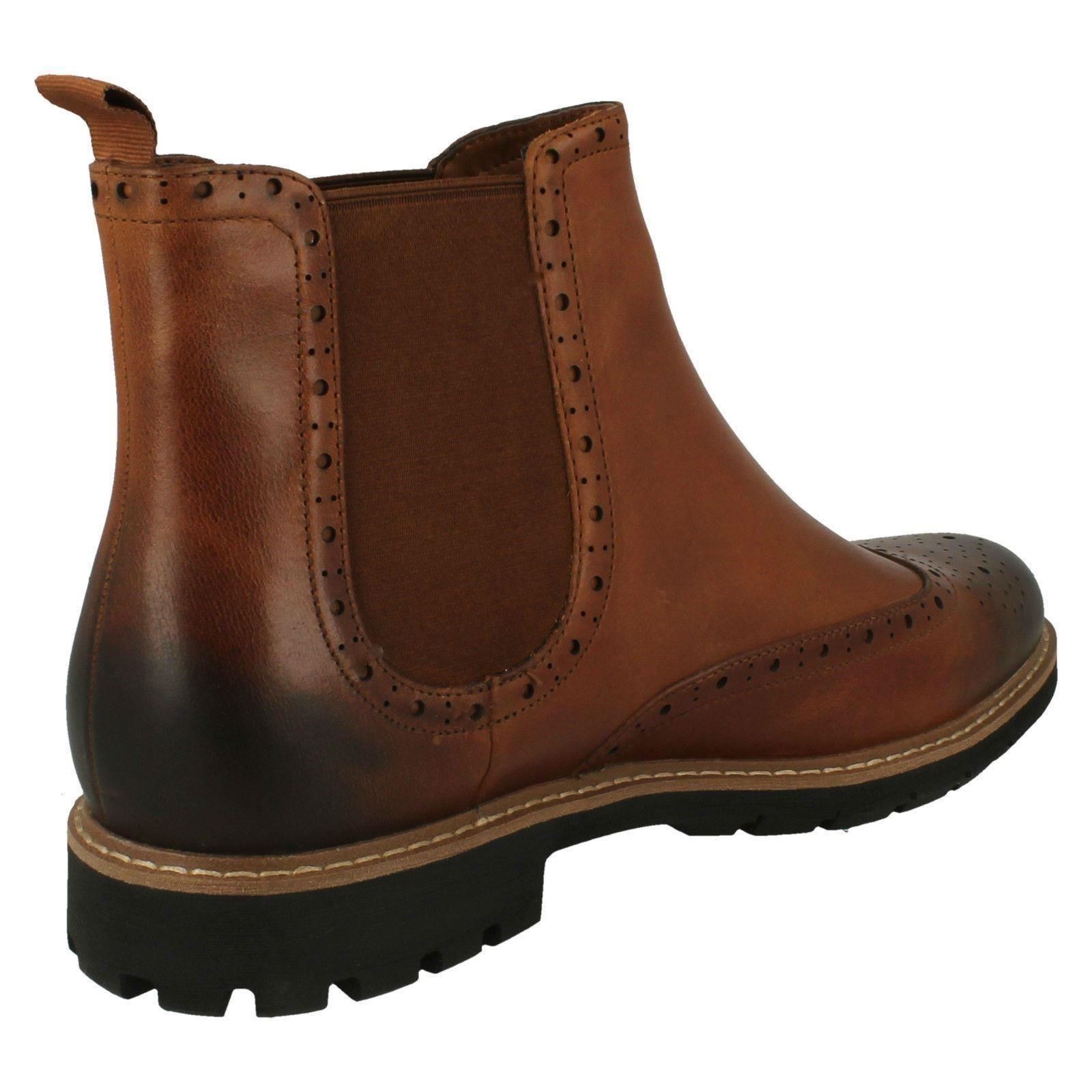 clarks chelsea boots india