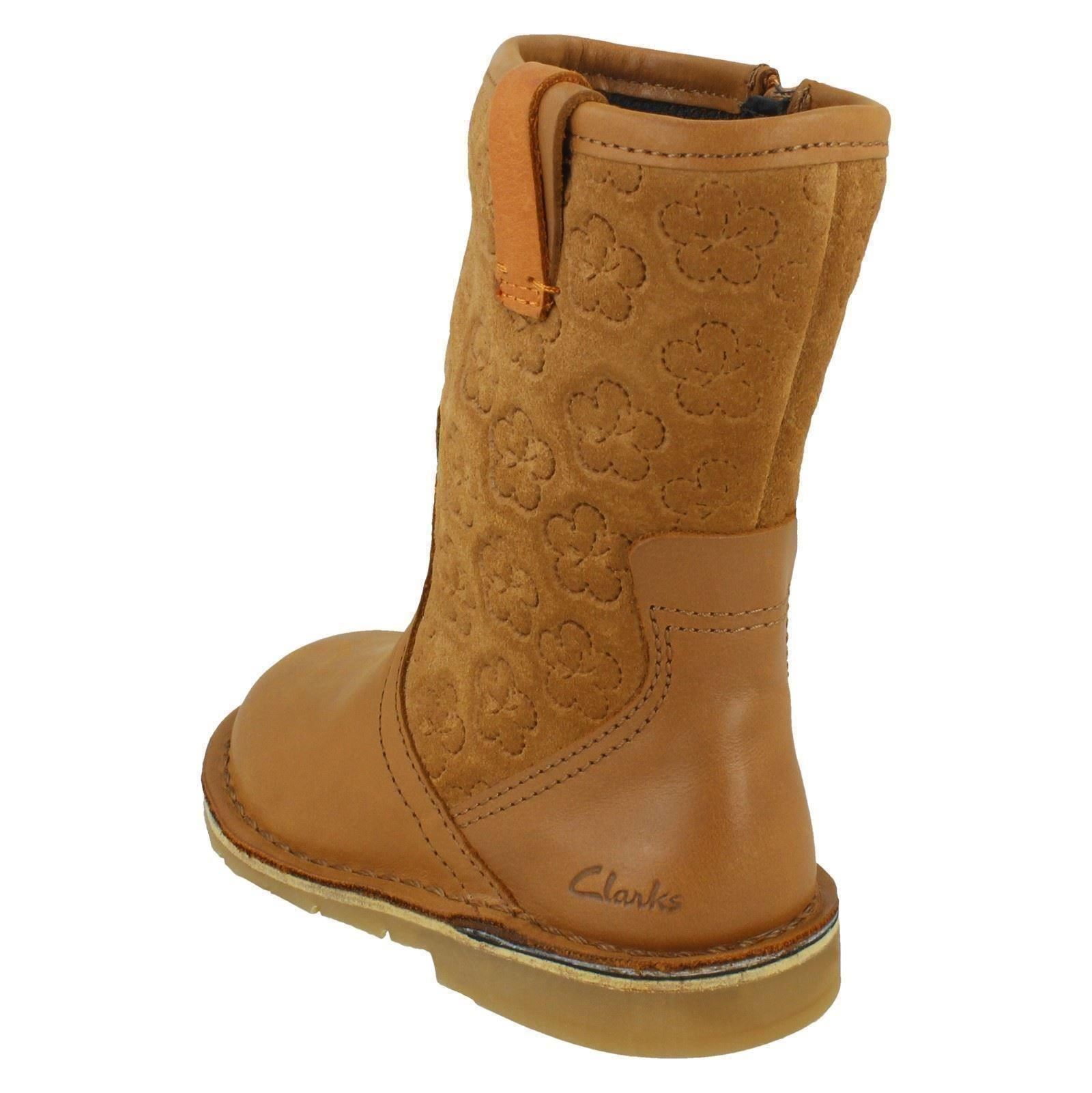 Girls Clarks Comet Pop Casual Mid Calf Boots - Picture 4 of 19