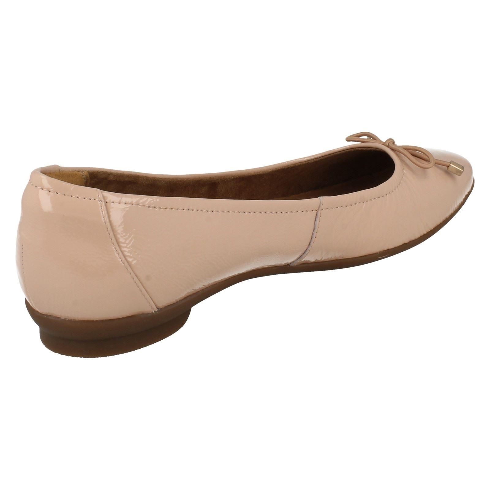 Ladies Clarks Ballerina Style Style Style Pumps 'Candra Light' c42bdc Ladies Clarks Ballerina Style Style Style Pumps 'Candra Light' c42bdc