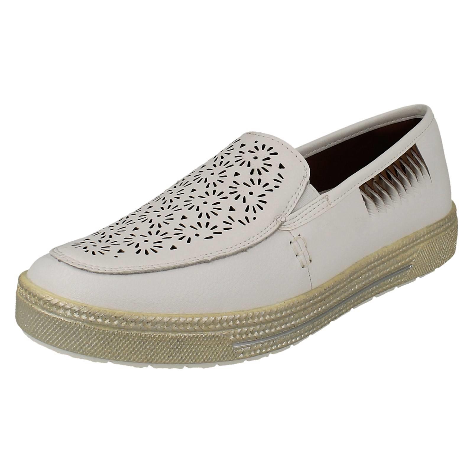 Ladies Remonte Cutout Shoe - D1F06 - Picture 11 of 11