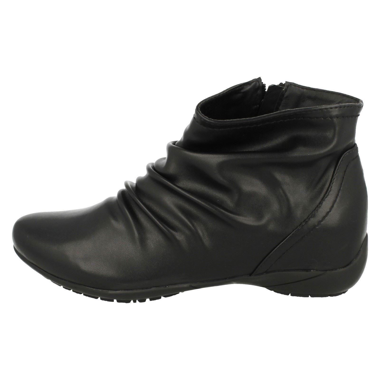 Ladies Down to Earth Casual Ankle Boots 'F5R0675' - Picture 3 of 19