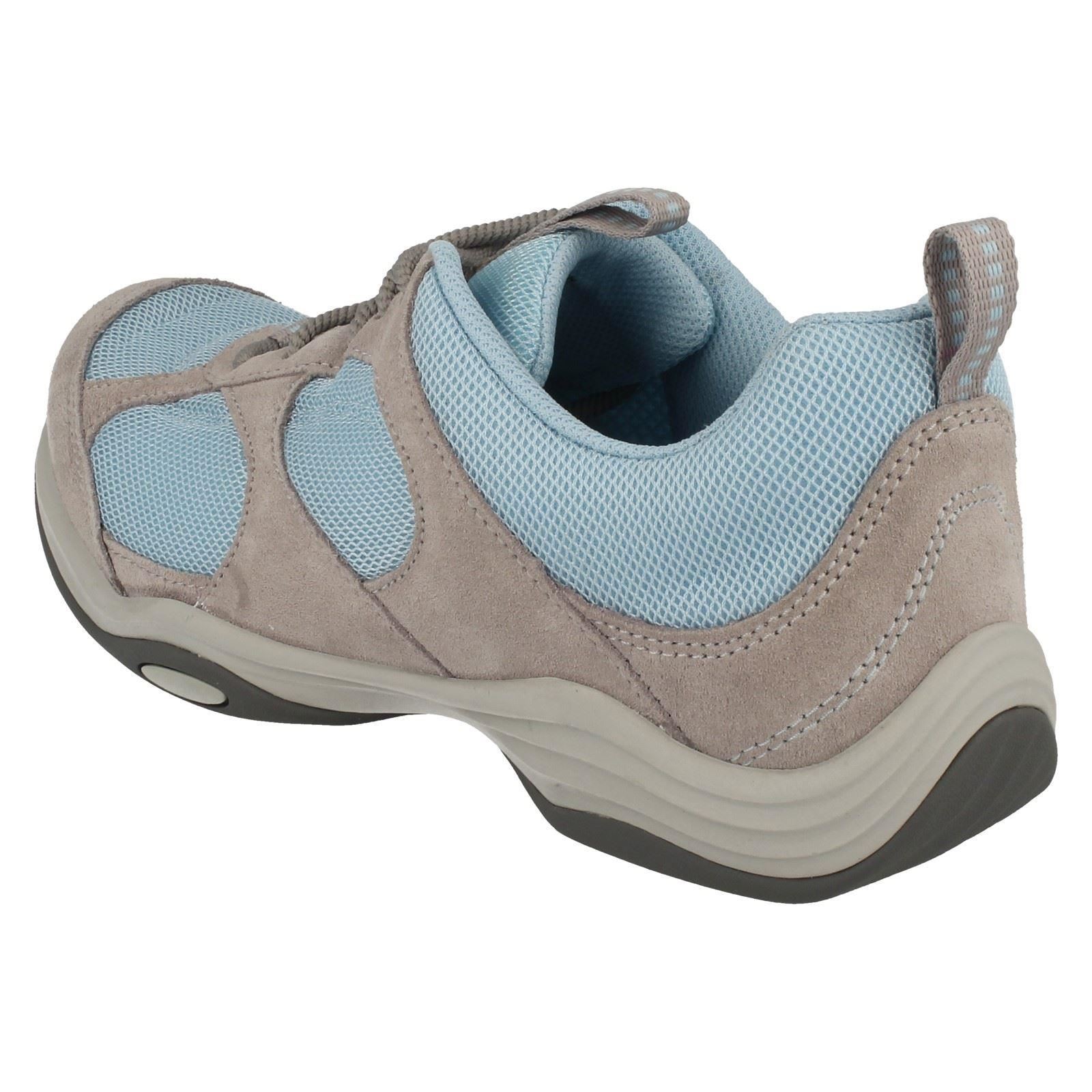 clarks leather trainers womens