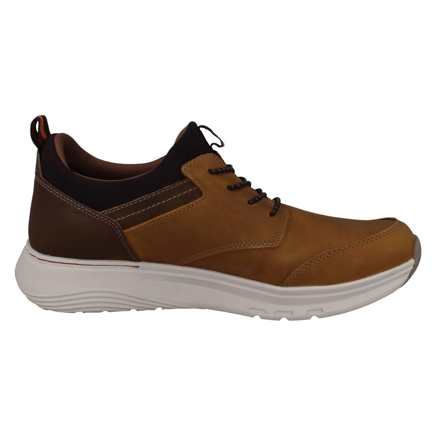 Men's Clarks Motion Tread Slip On Casual Waxy Leather Shoes Motion Trek EZ - Picture 7 of 19