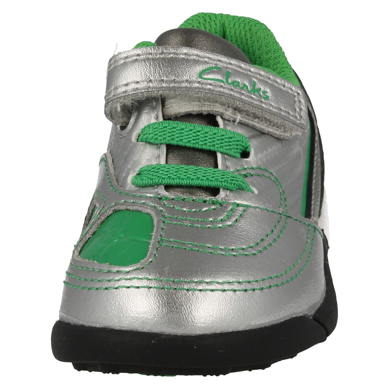 clarks outlet football trainers