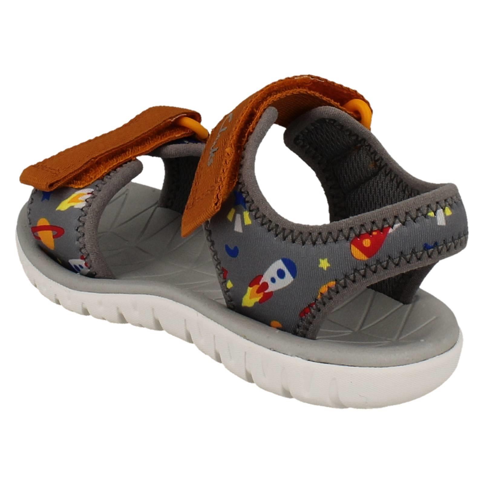 Kids Clarks Pattern Detailed Adjustable Sandals Surfing Tide T - Picture 4 of 37