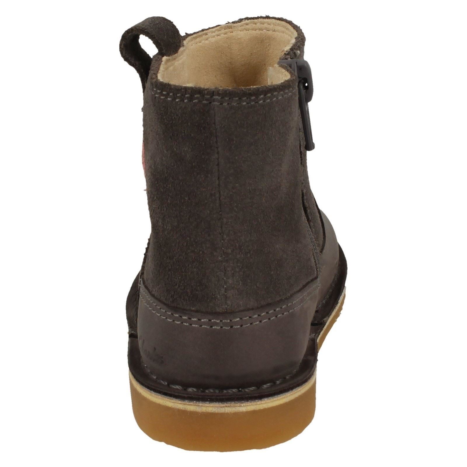 "Botas al tobillo detalladas de hoja de otoño para niñas Clarks ""Estilo cometa T"" - Imagen 8 de 19