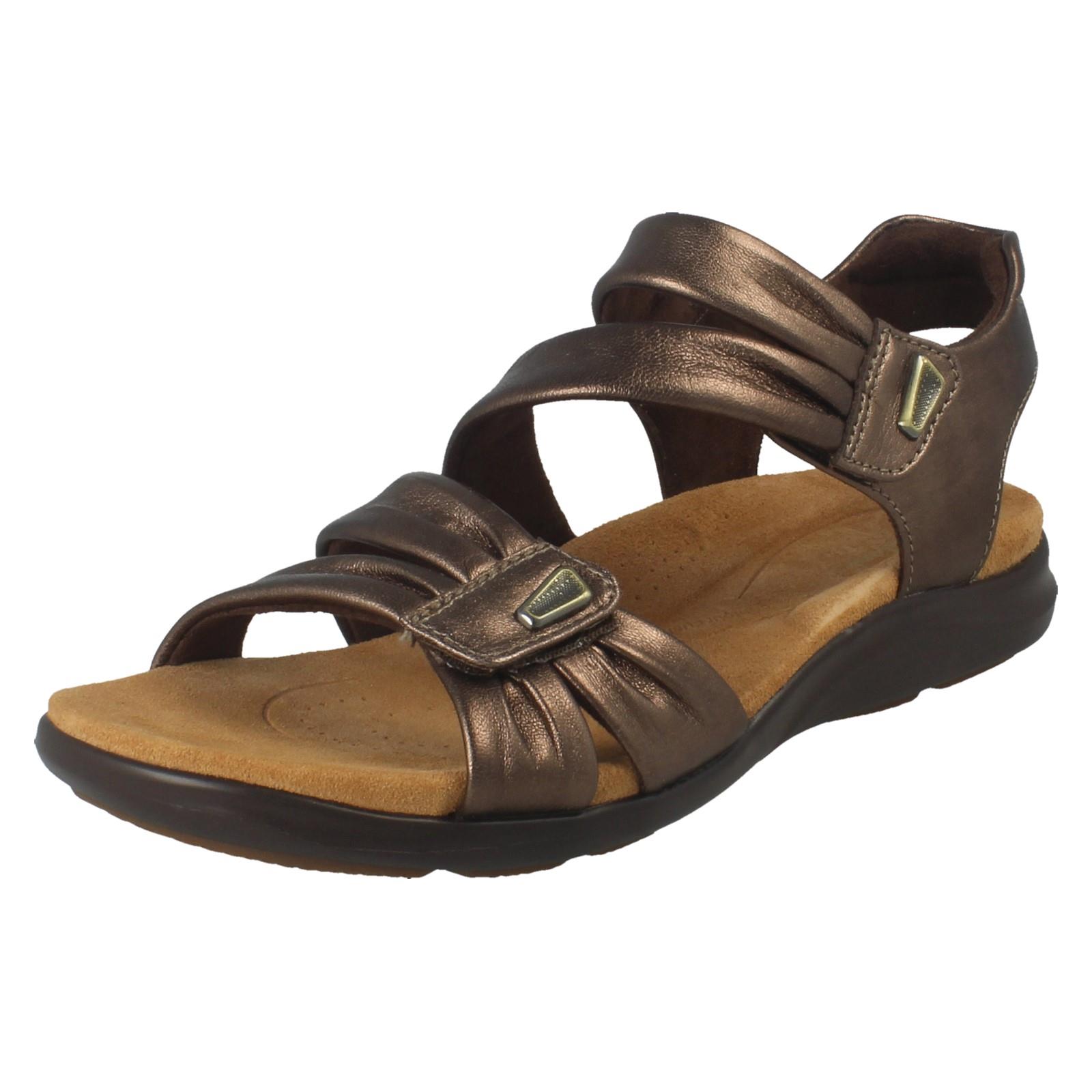 Damen Clarks Leder Klettverschluss Doppelriemen breite Sommer Sandalen "Kitly Ave" - Bild 11 von 19
