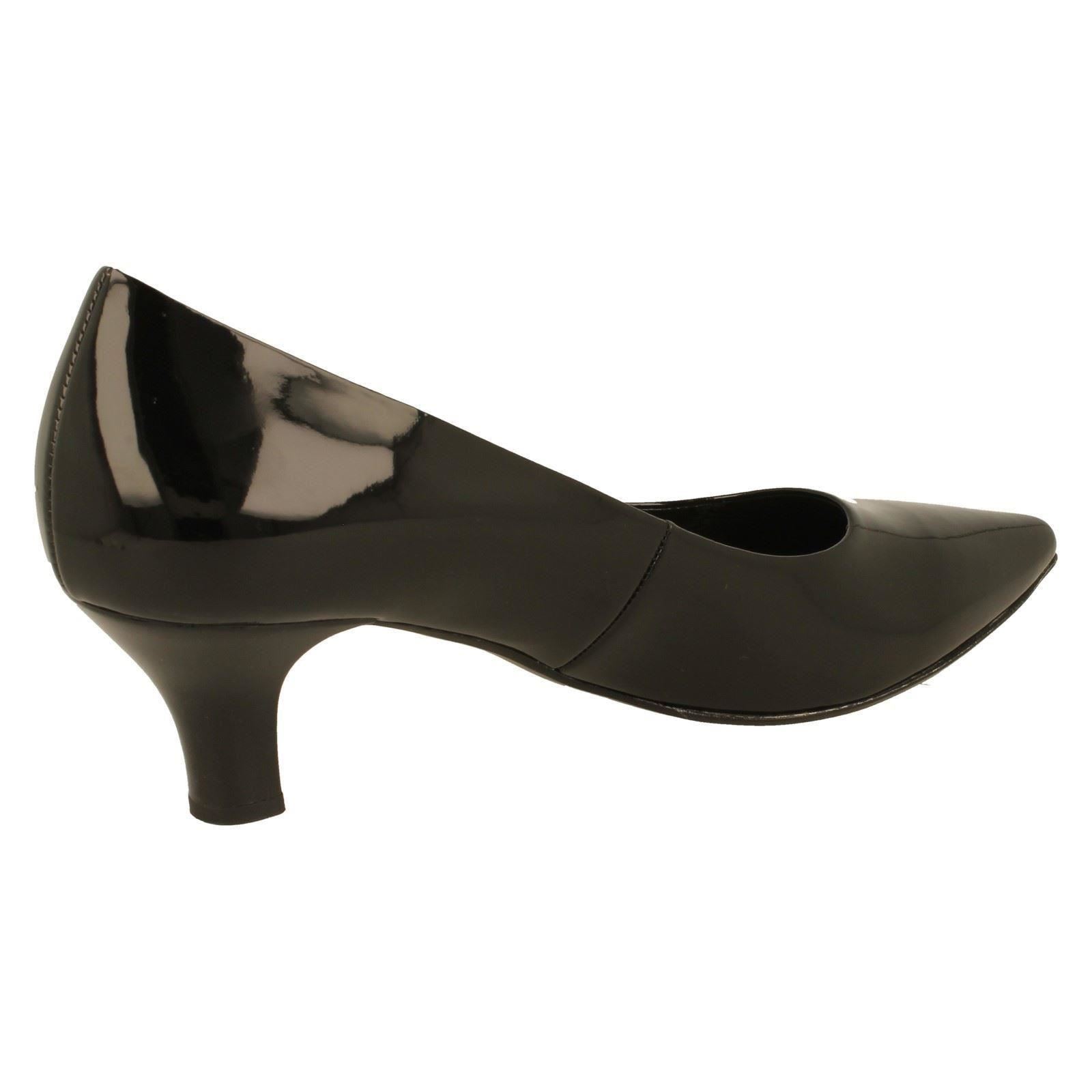 nike pegasus zoom pink