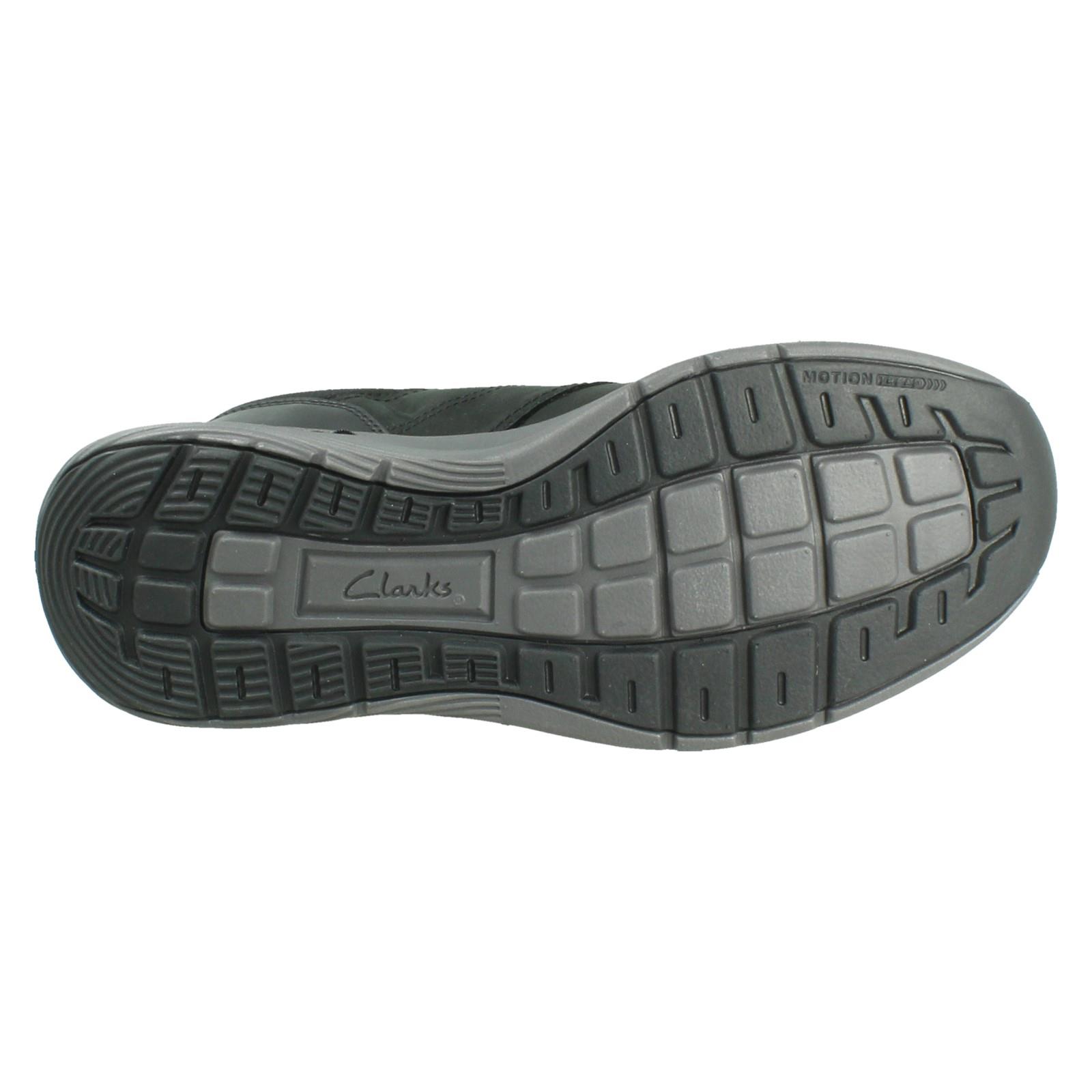 Entrenadores informales con cordones de cuero nobuck Clarks para hombre: Motion Trek LX - Imagen 19 de 19