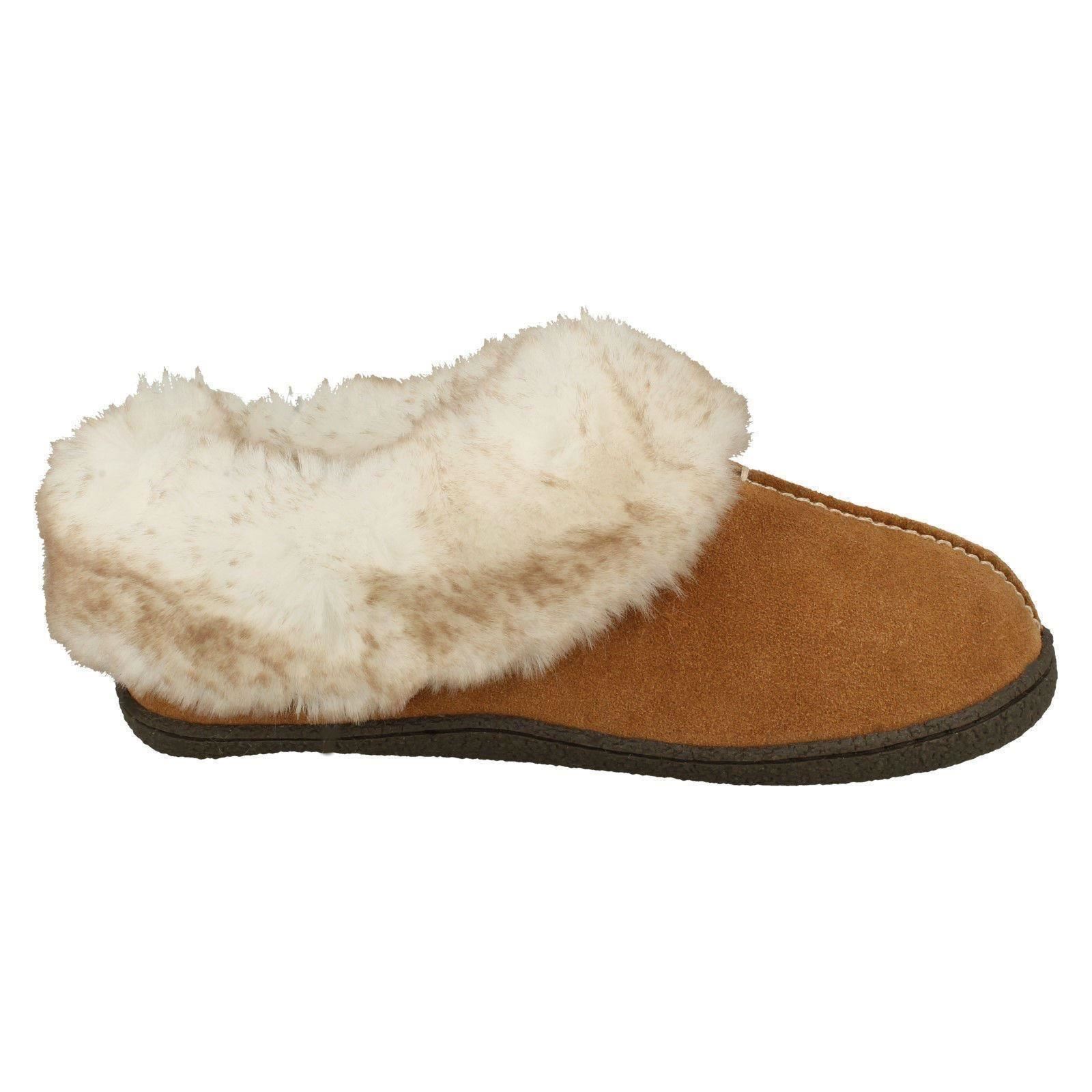 clarks ladies slippers