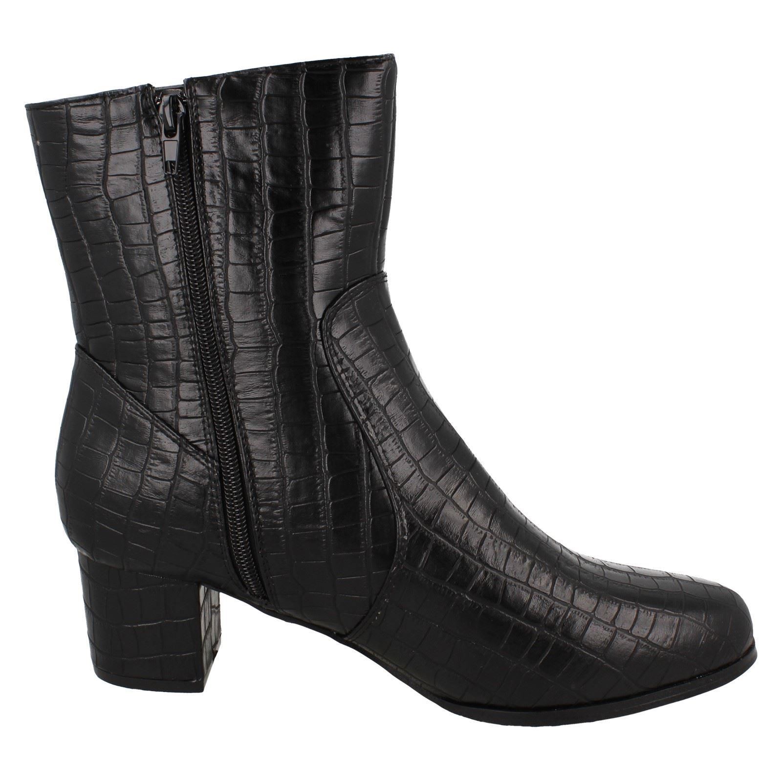 Ladies Spot On Wide Fit Ankle Boots F5R1086 - Picture 13 of 19