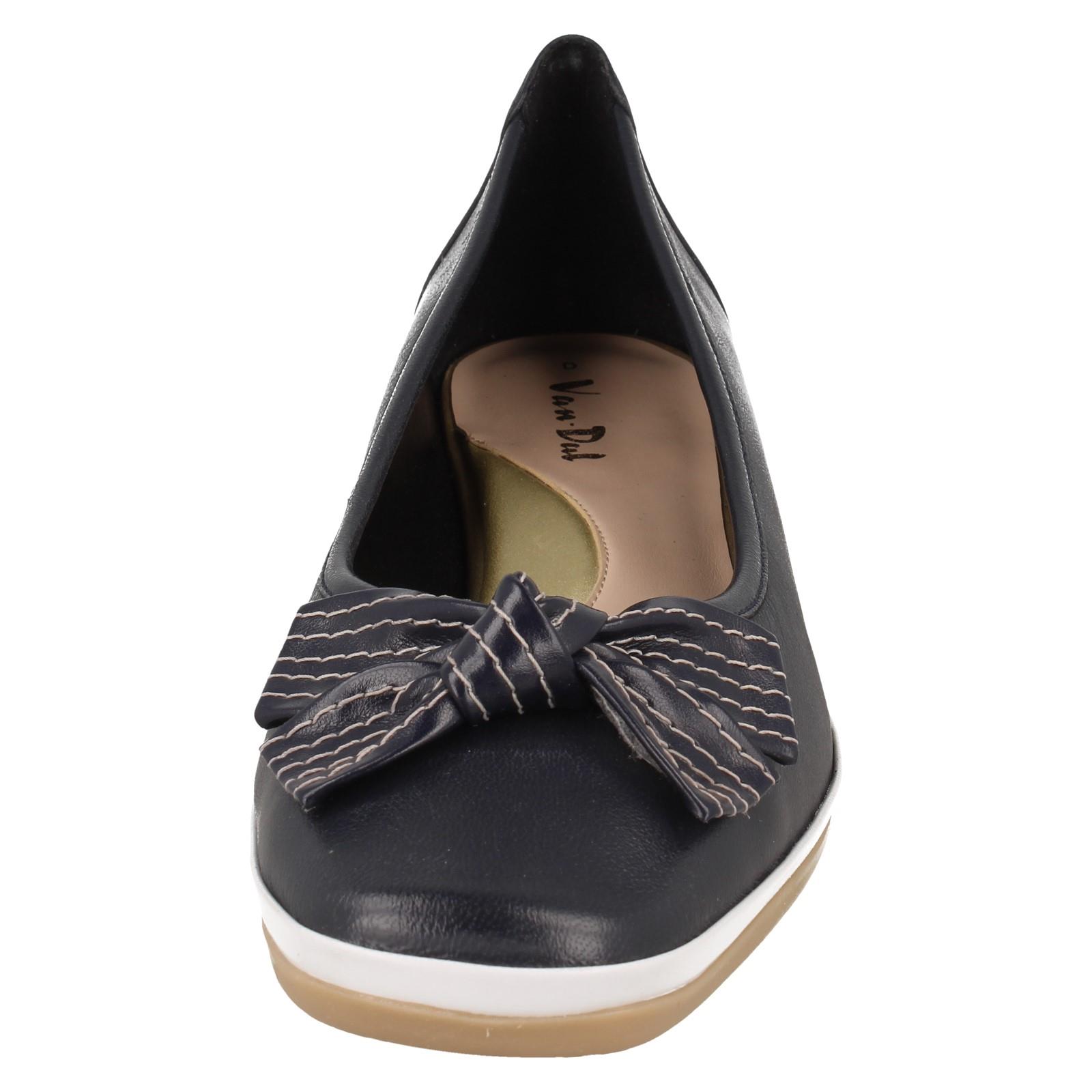 Zapatos de tacón de cuña pequeños Van-Dal para dama Barbados II - Imagen 27 de 28