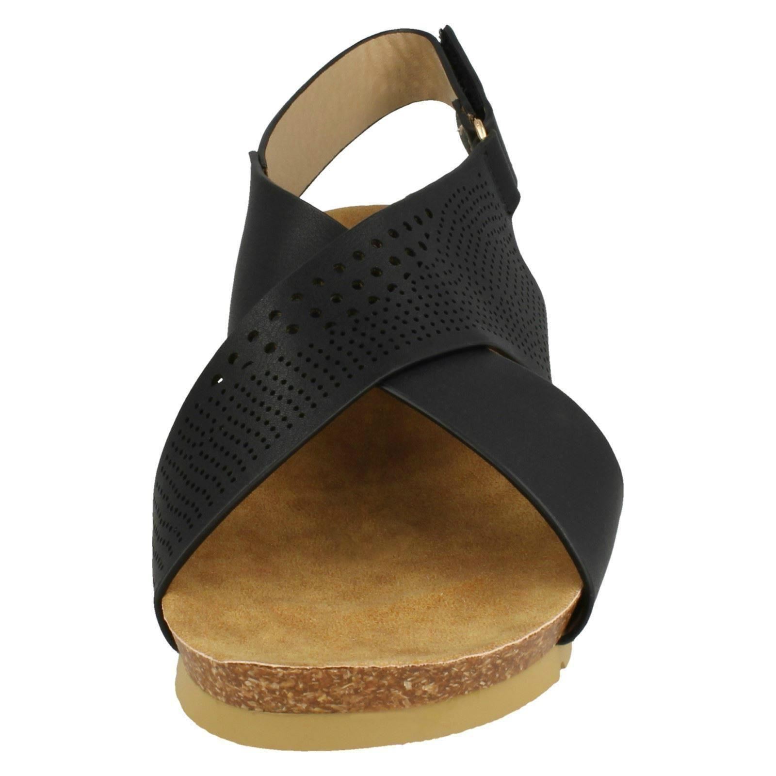 Ladies Down To Earth Mid Wedge X Strap *Sandals* - Picture 19 of 19