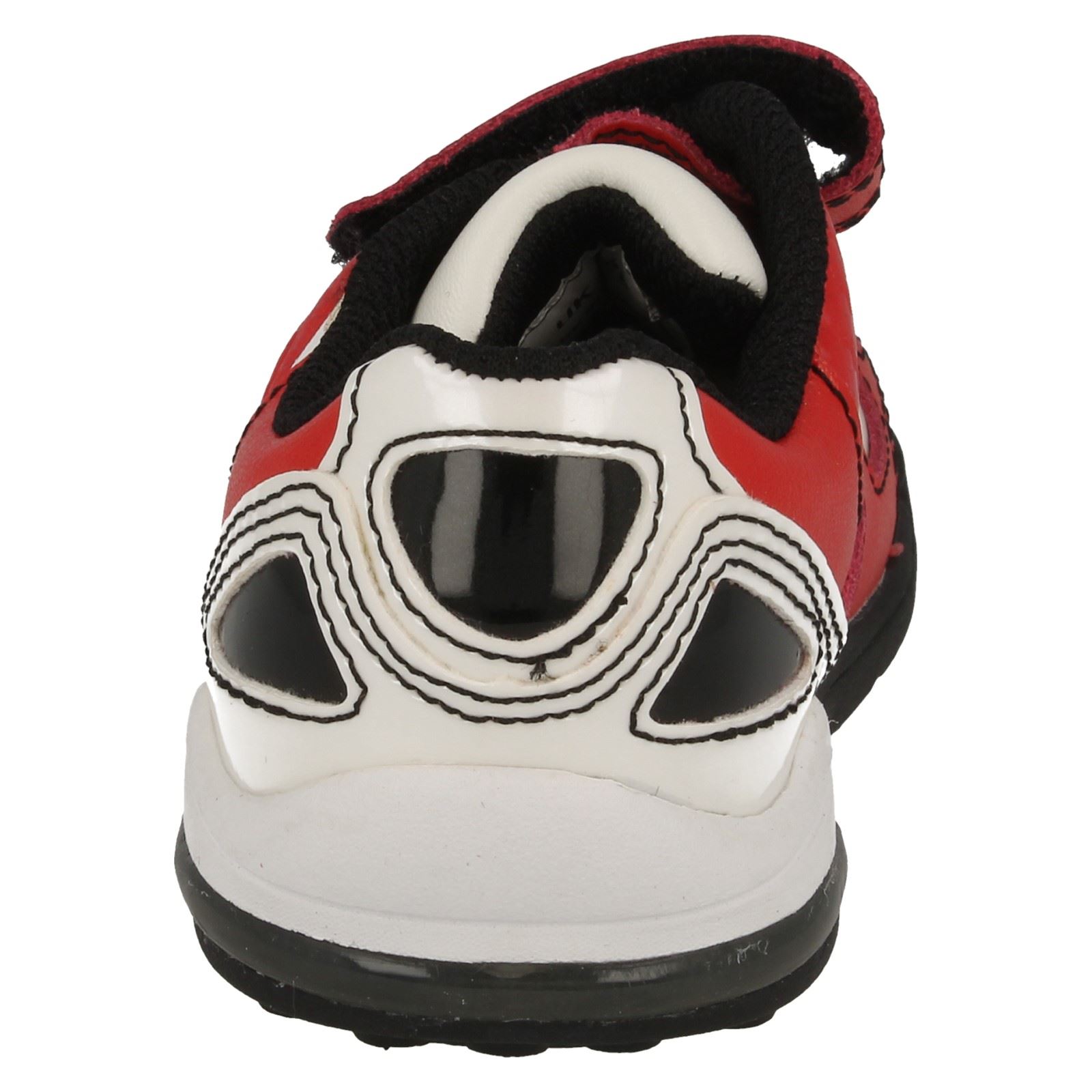 clarks outlet football trainers