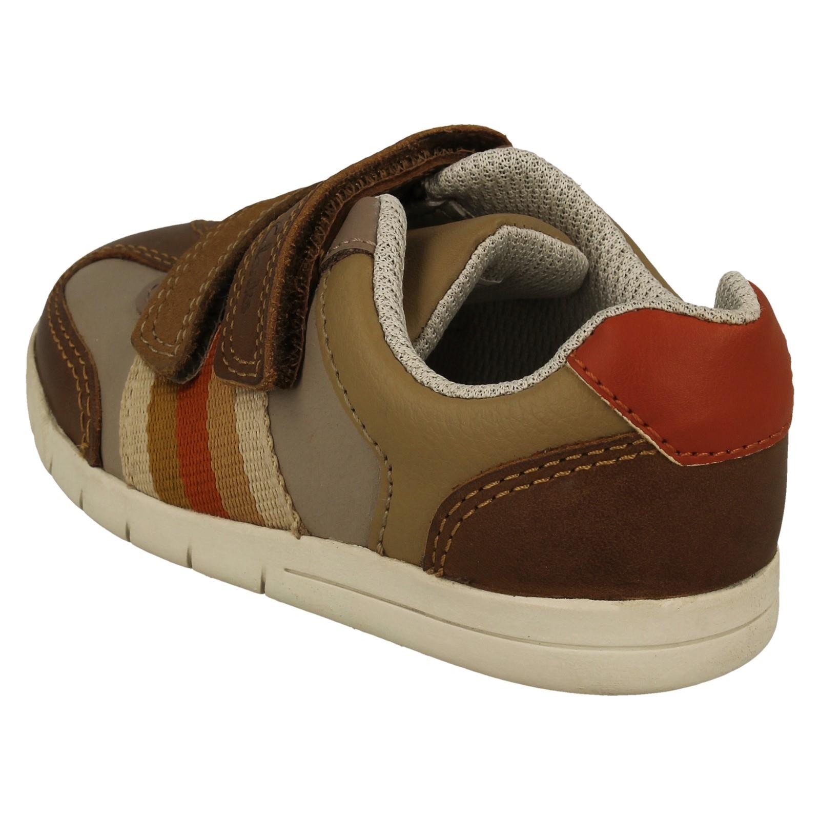 Jungen Clarks Streifendetail Klettverschluss Schuhe "Den Stripe" - Bild 17 von 28
