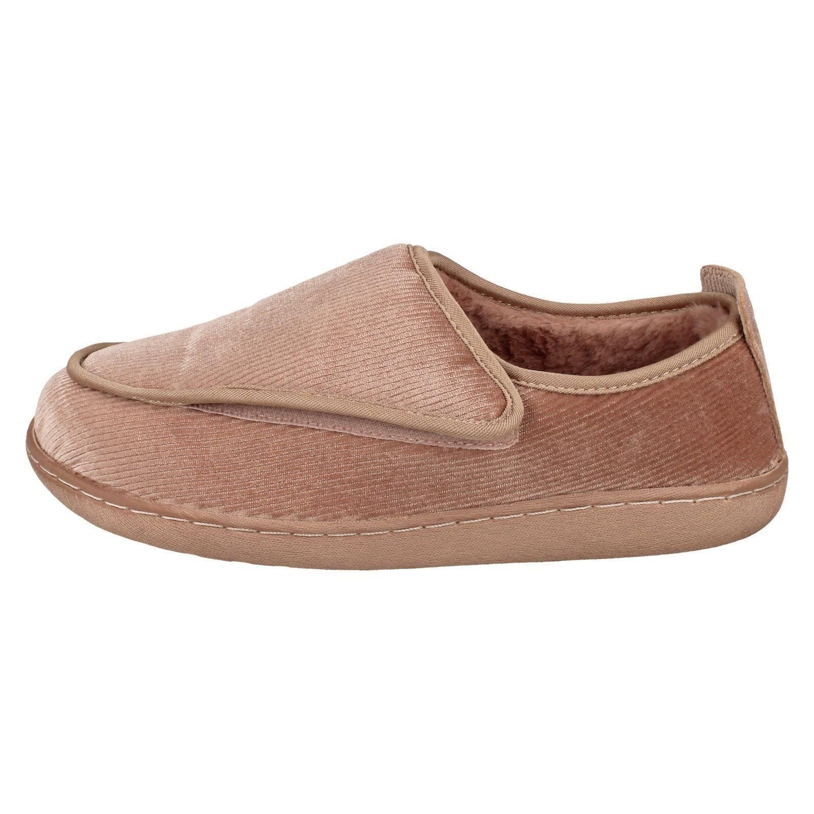 "Pantuflas detalladas con cable para damas Clarks ""Hogar Comfort""" - Imagen 19 de 19