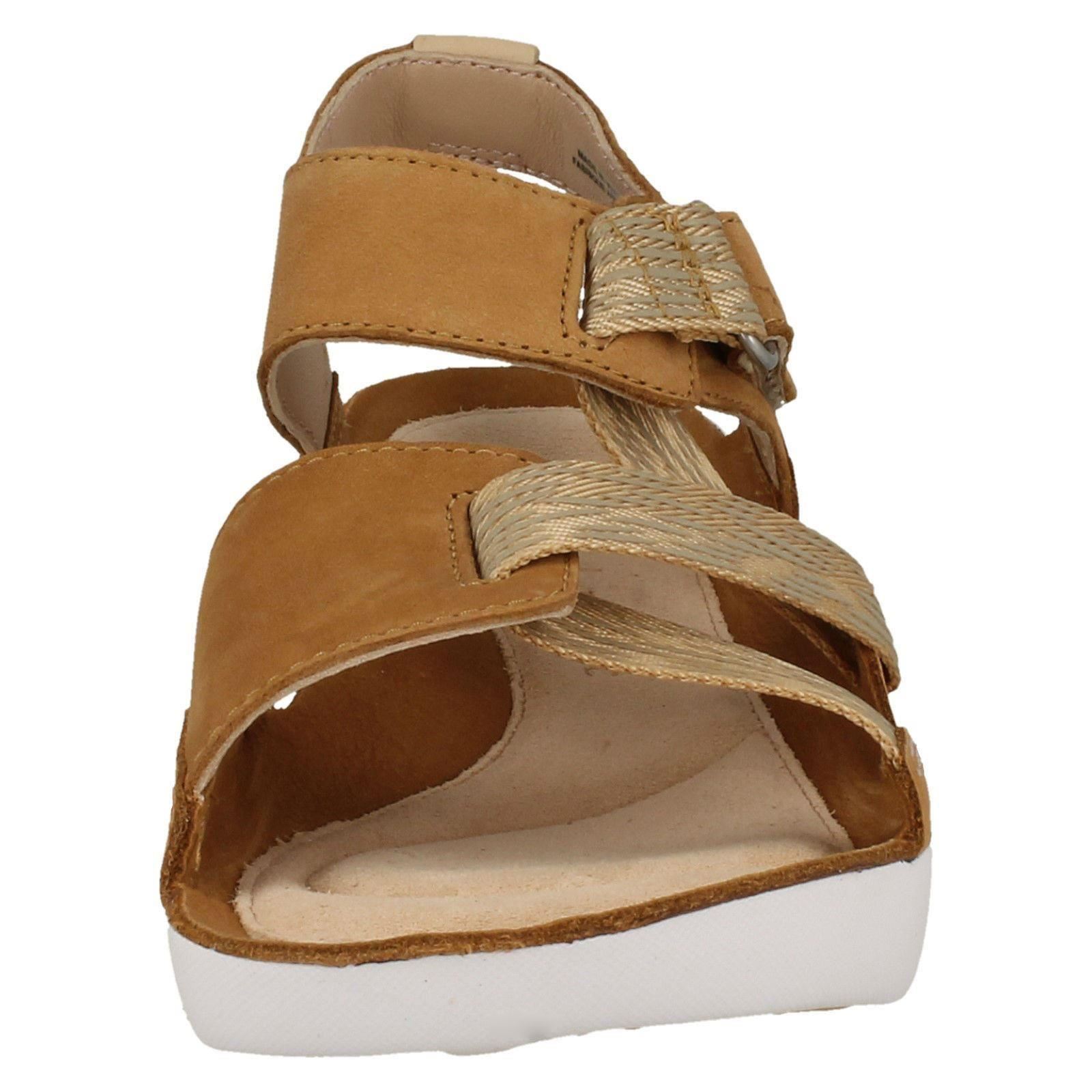 clarks tri clover sandals