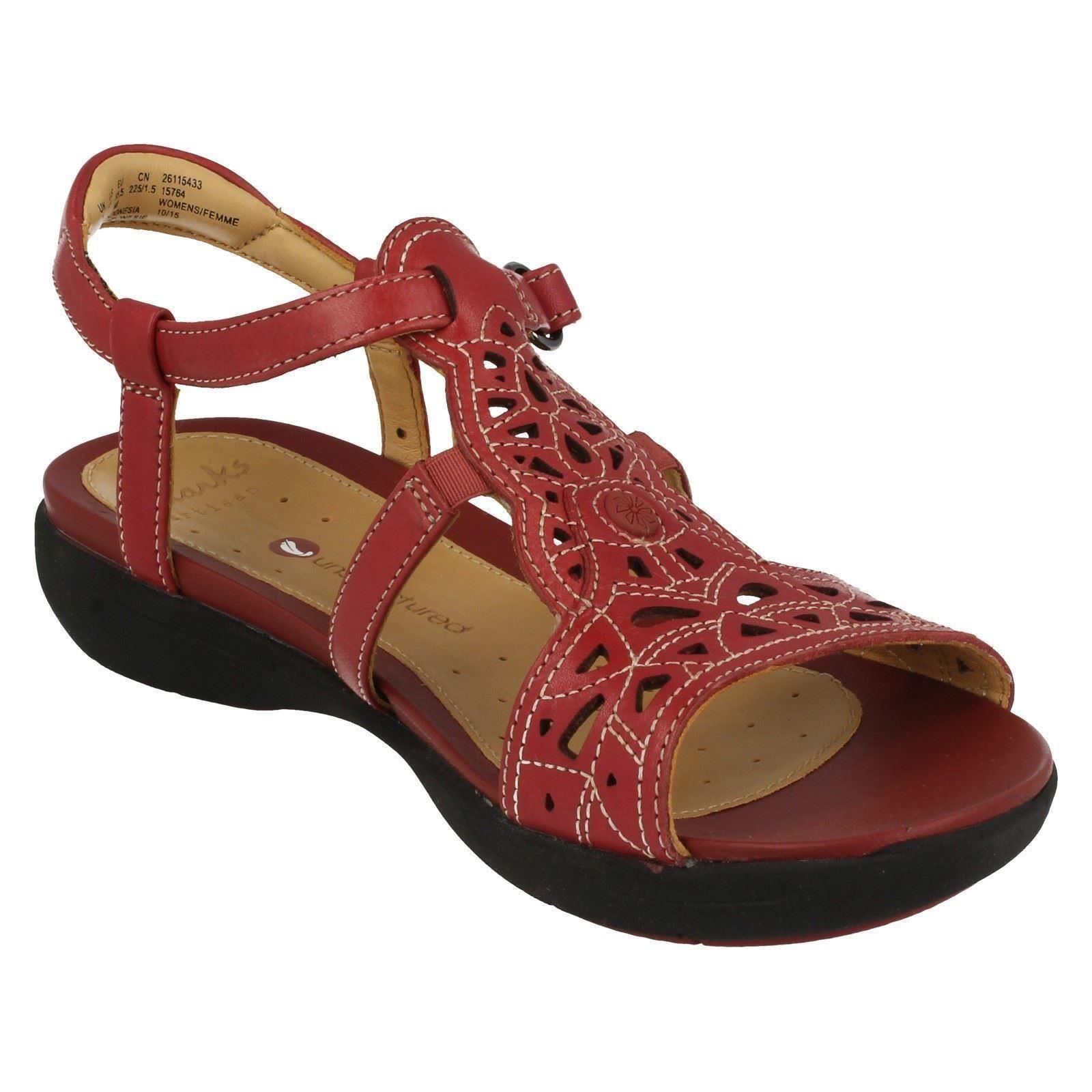 clarks unstructured sandals