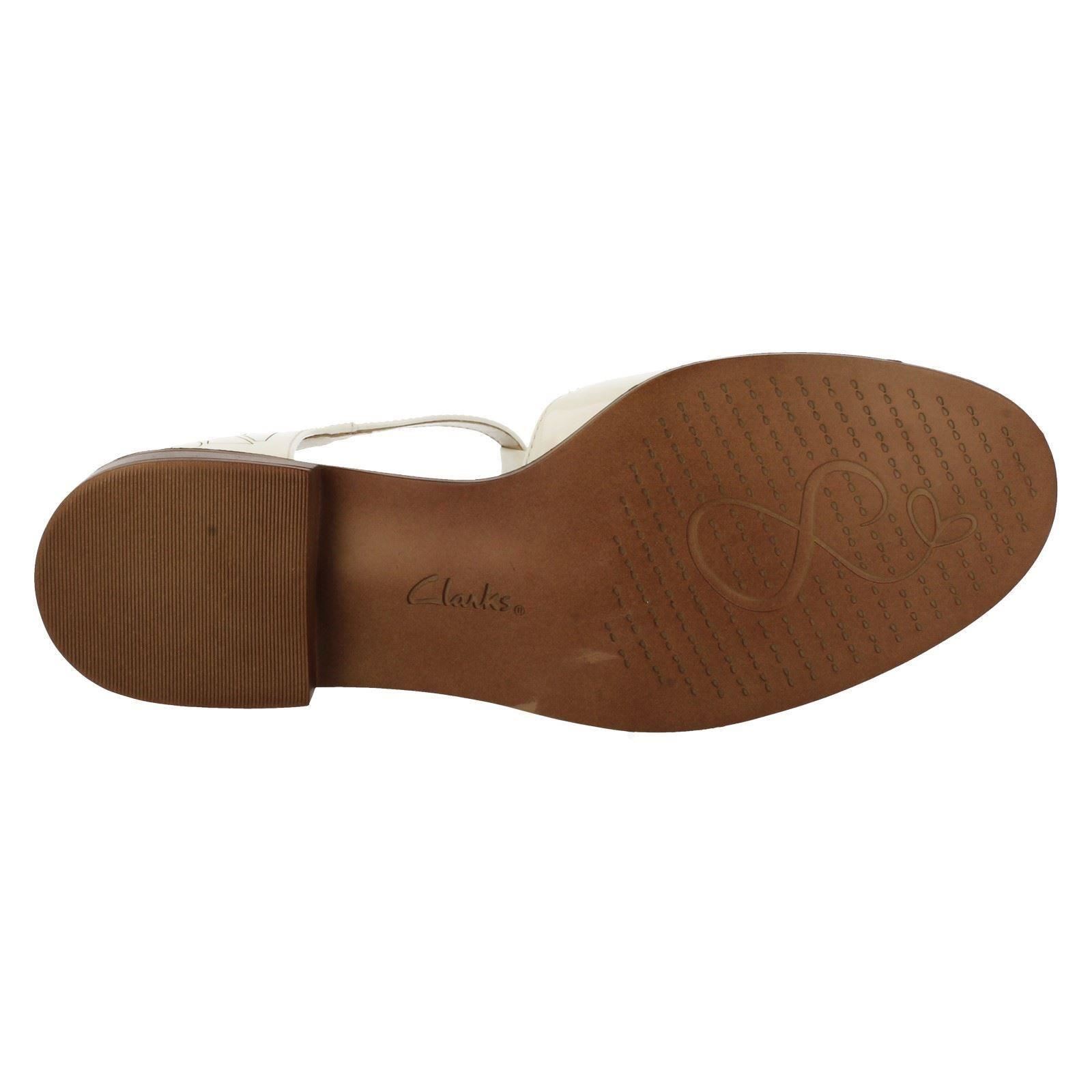 Ladies Ladies Ladies Clarks Fashion Buckle T-Bars Taylor Palm 978631 Ladies Ladies Ladies Clarks Fashion Buckle T-Bars Taylor Palm 978631