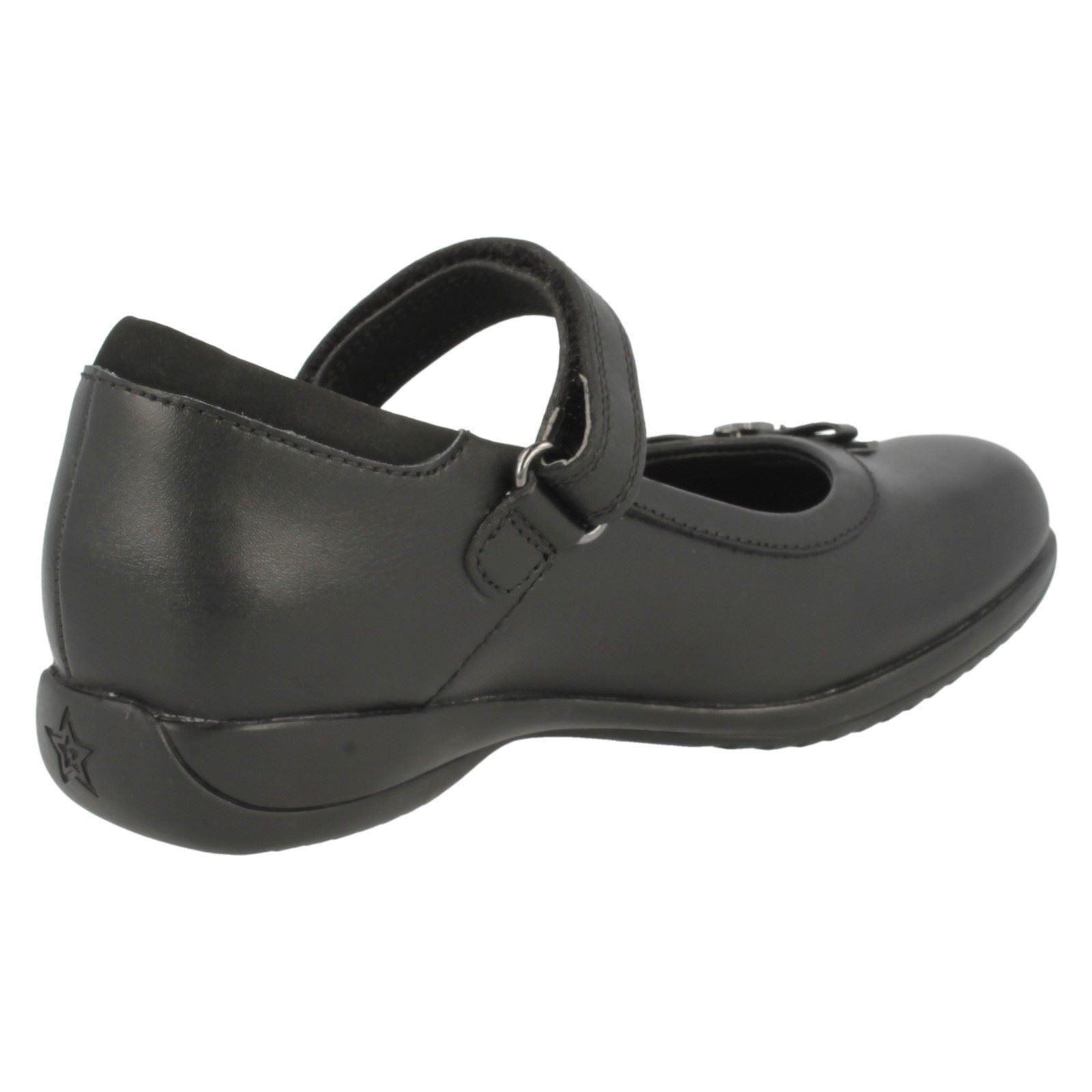 Girls Clarks School Shoes Daisy Spark eBay Girls Clarks School Shoes Daisy Spark eBay