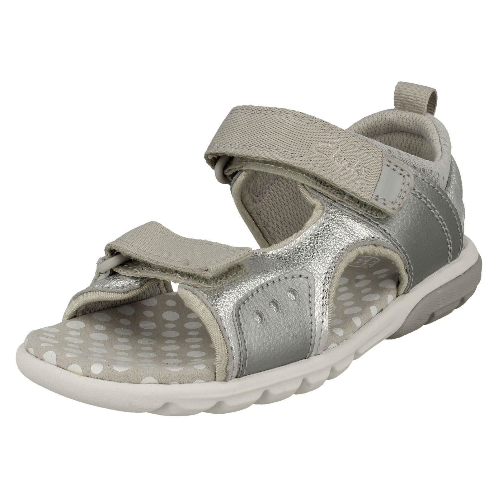 Sandalias Clarks de gancho y bucle para niños *Rocco Tide K* - Imagen 20 de 28