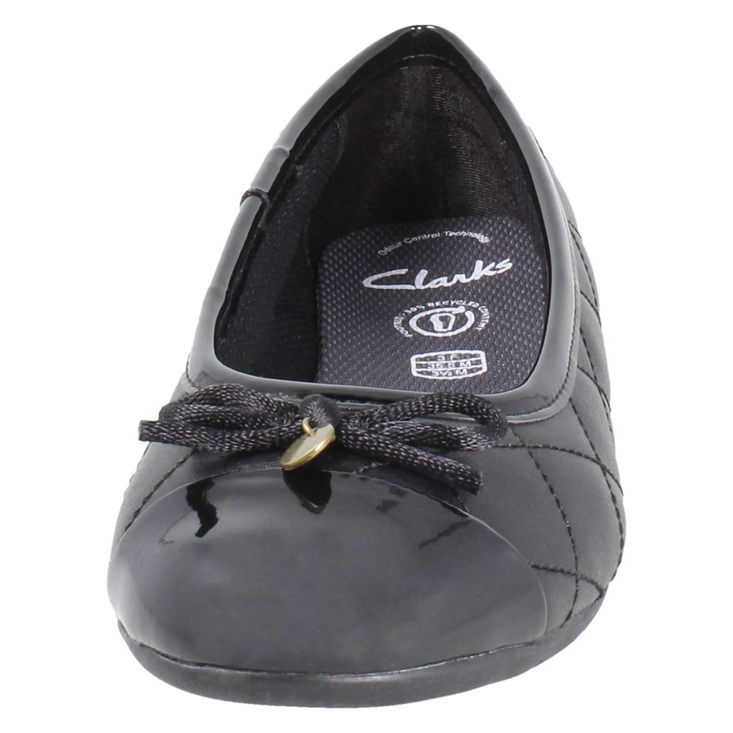 Girls Clarks Synthetic Quilted Slip On Ballerina School Shoes *Dance Cap* - Picture 9 of 10