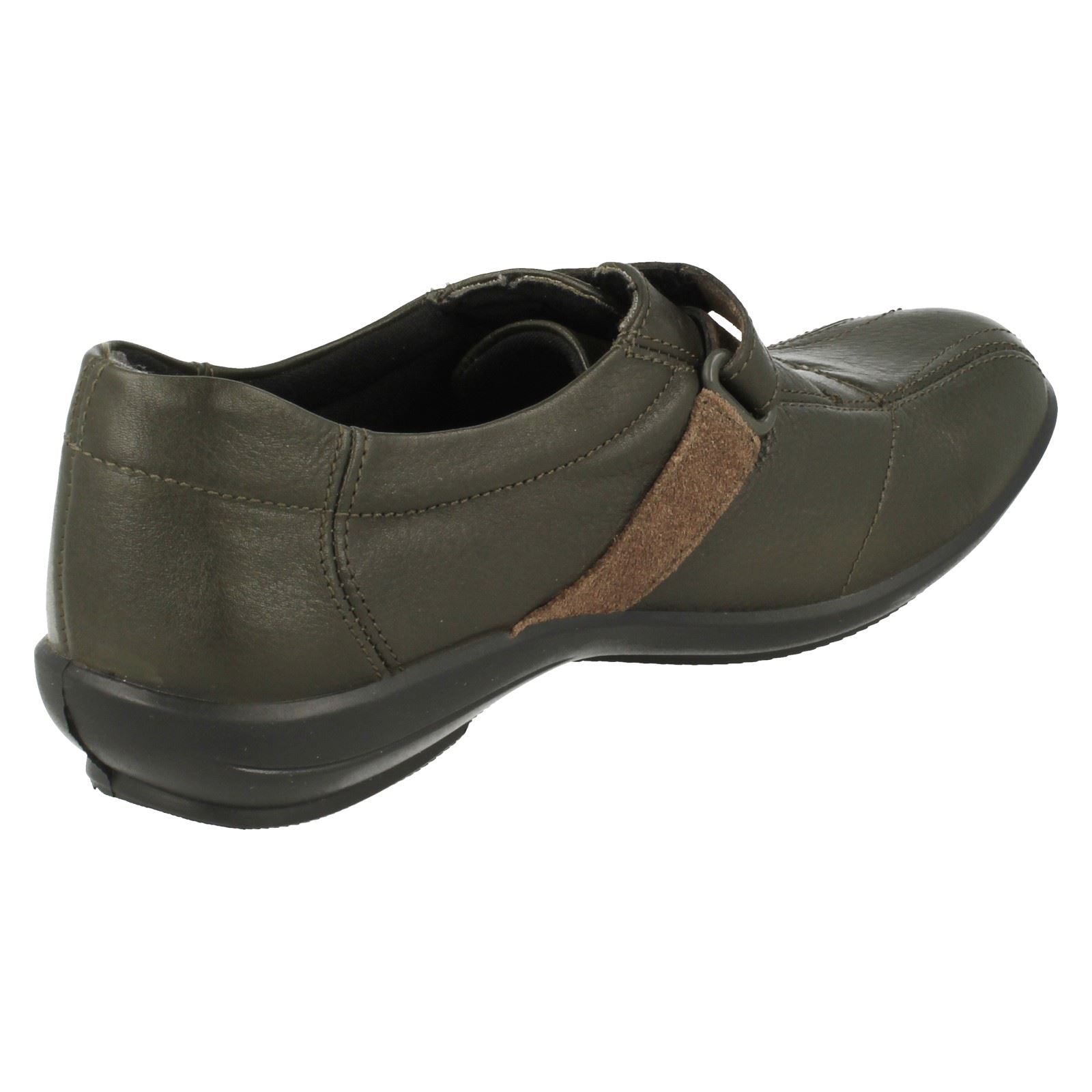 easy b wide fitting shoes