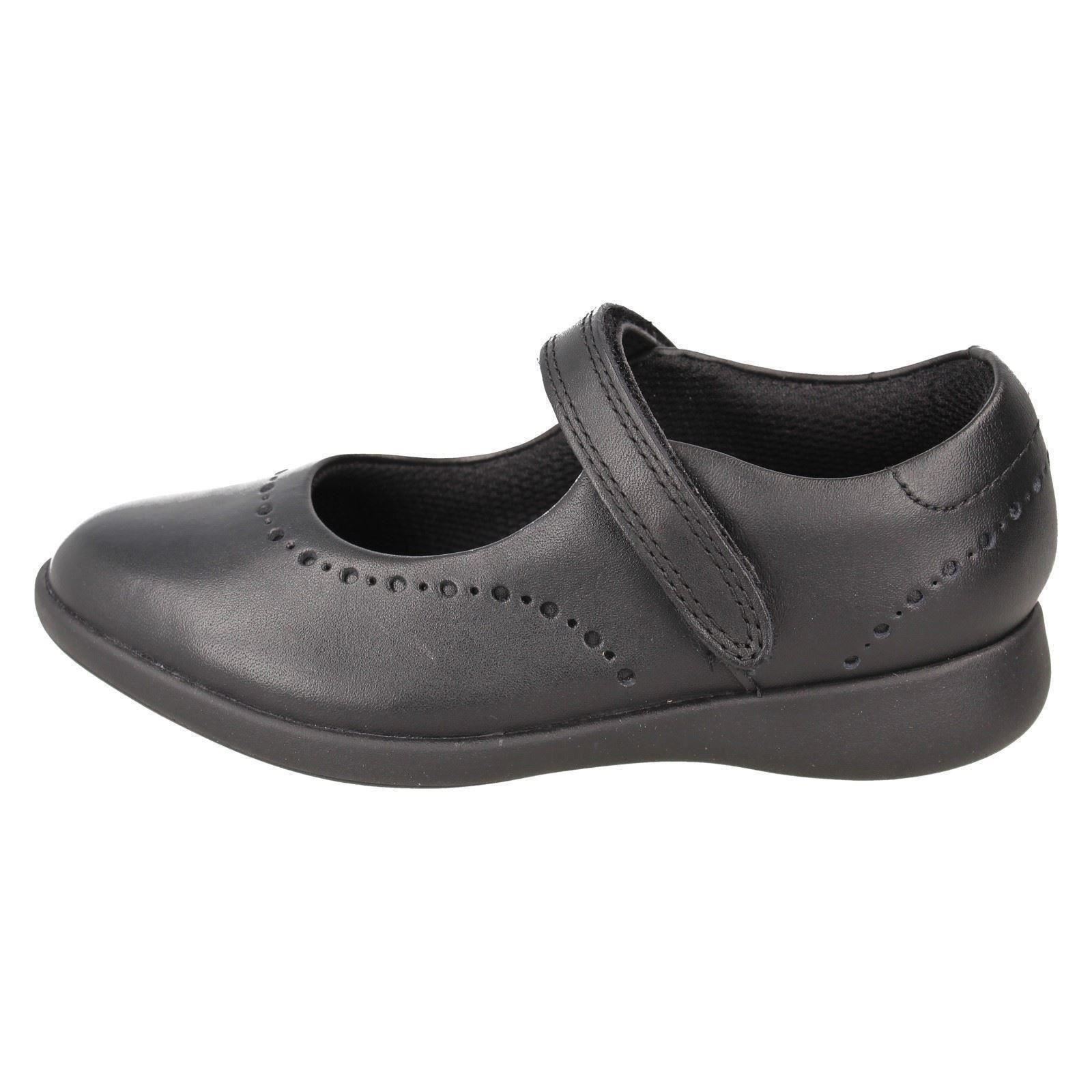 Zapatos formales/escolares Clarks para niñas *Etch Craft* - Imagen 7 de 20