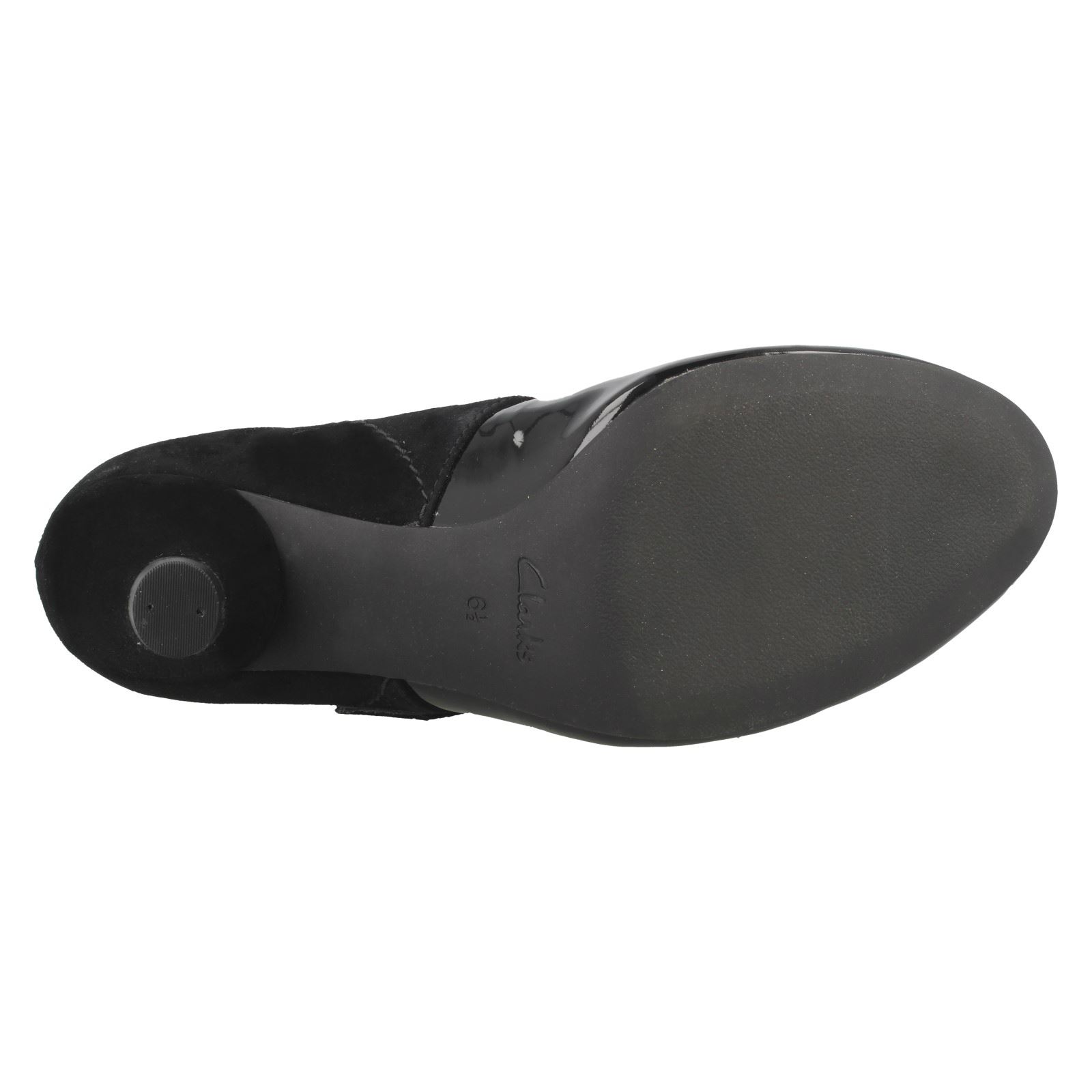 coolest berry clarks shoes