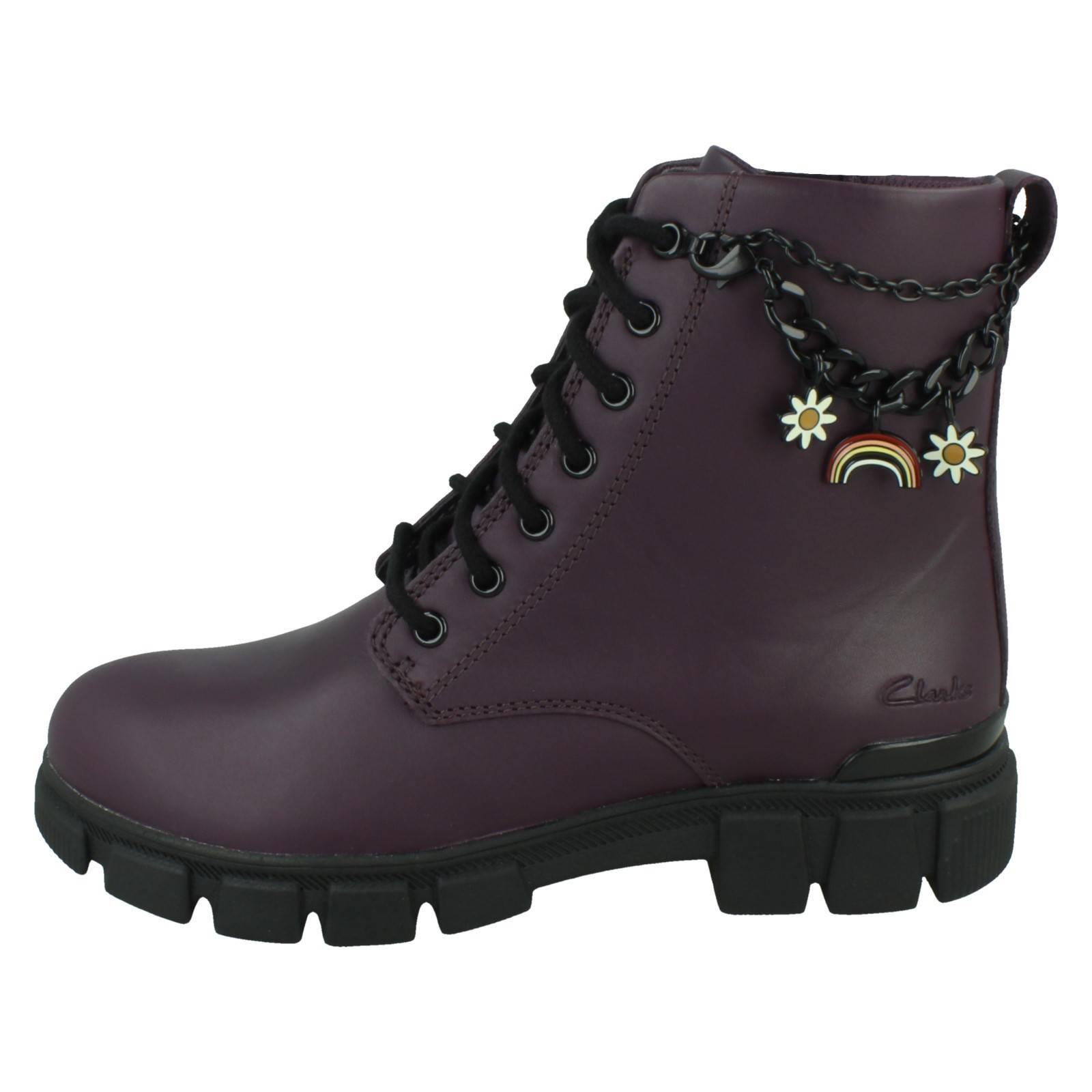 Girls Clarks Charm Detail Ankle Boots "Evyn Charm O" - Picture 12 of 19