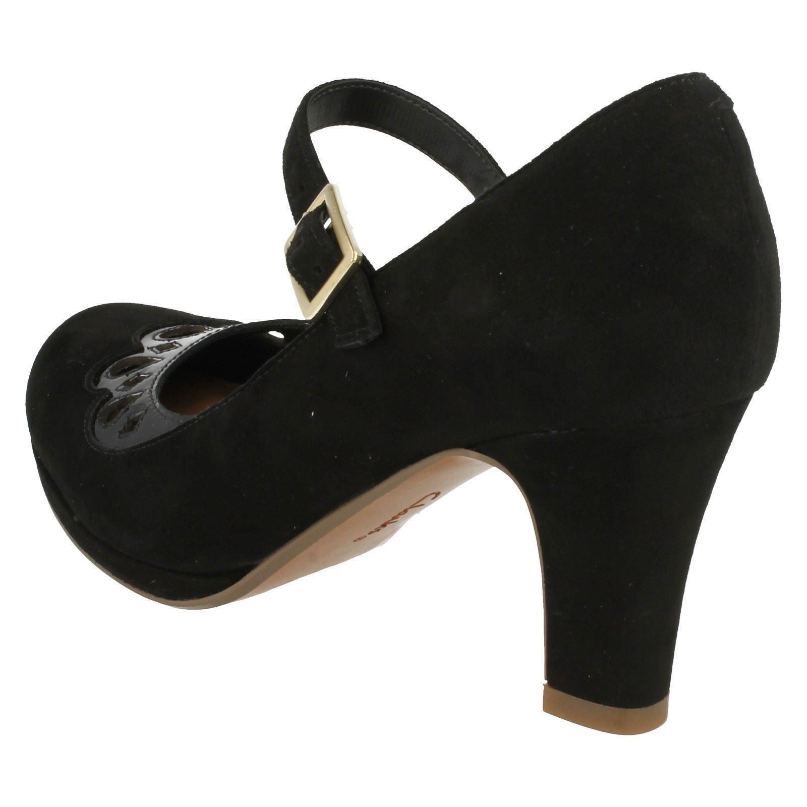 Damas Clarks Zapatos Zapatos Clarks inteligentes música de coro de a9ad4d Damas Clarks Zapatos Zapatos Clarks inteligentes música de coro de a9ad4d